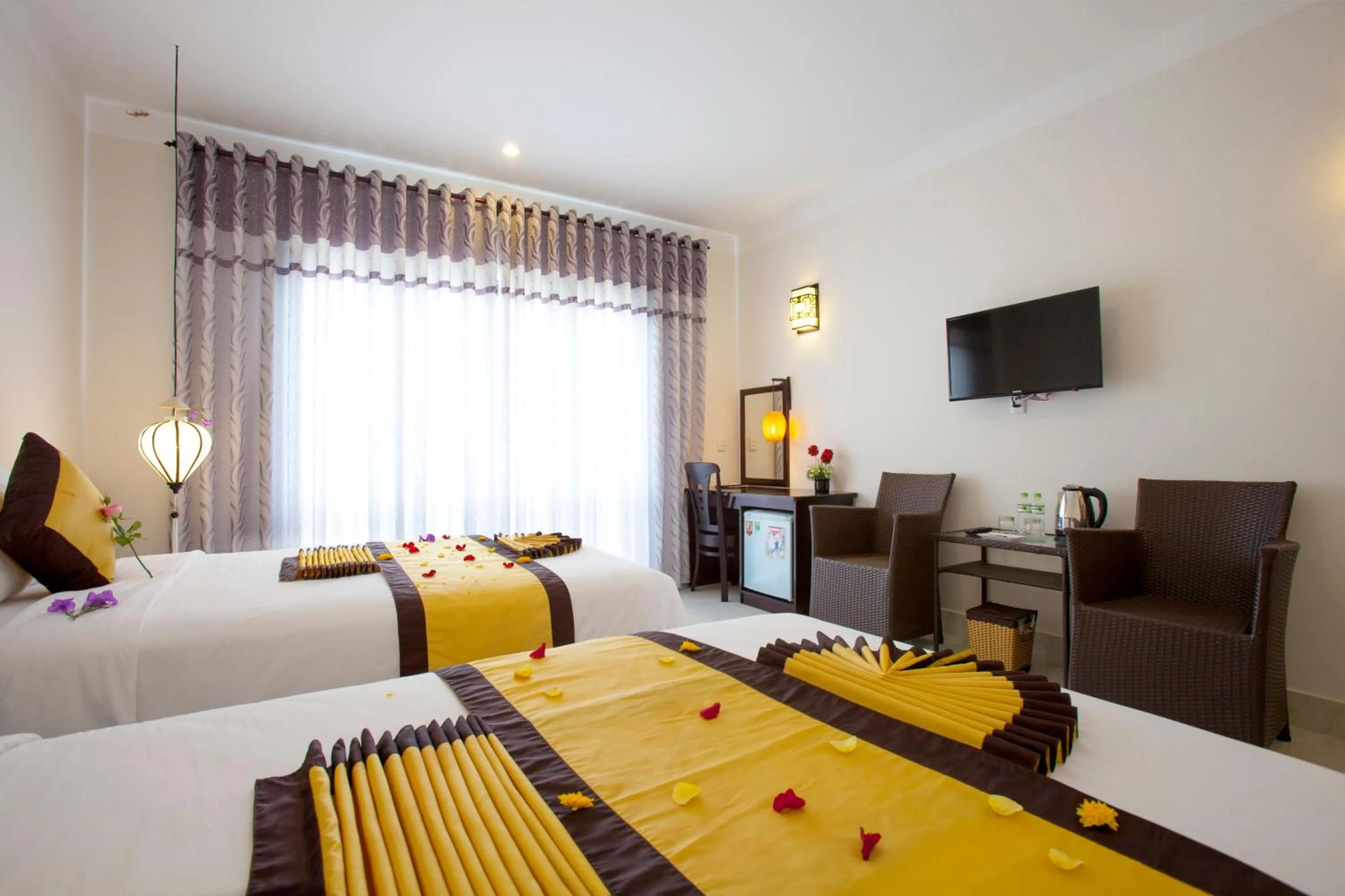 Photo of the whole room, Bed in Phuc Thao Villa