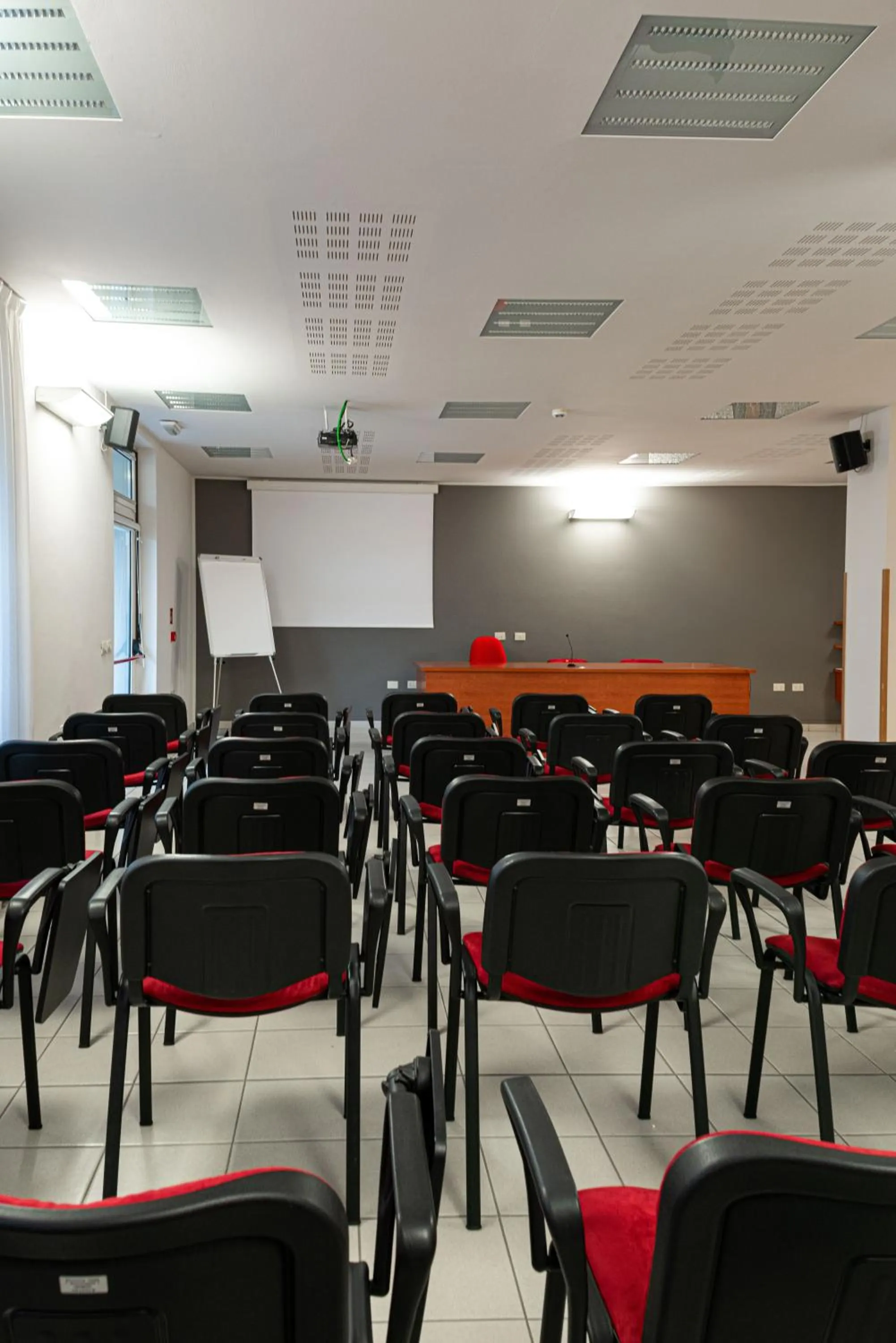 Meeting/conference room in Phi Hotel Homy Druento