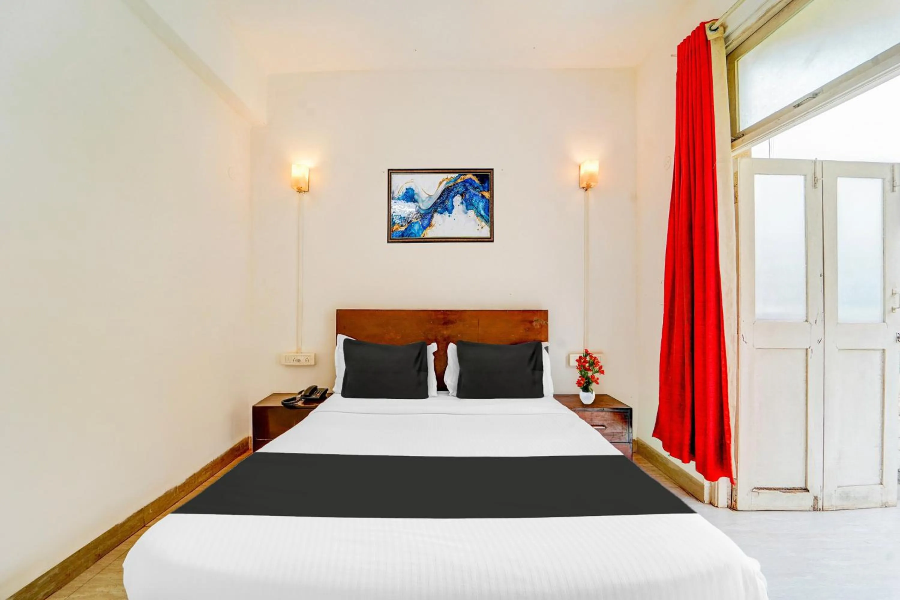 Bedroom, Bed in Townhouse Calangute - Baga Circle Formerly Park Avenue