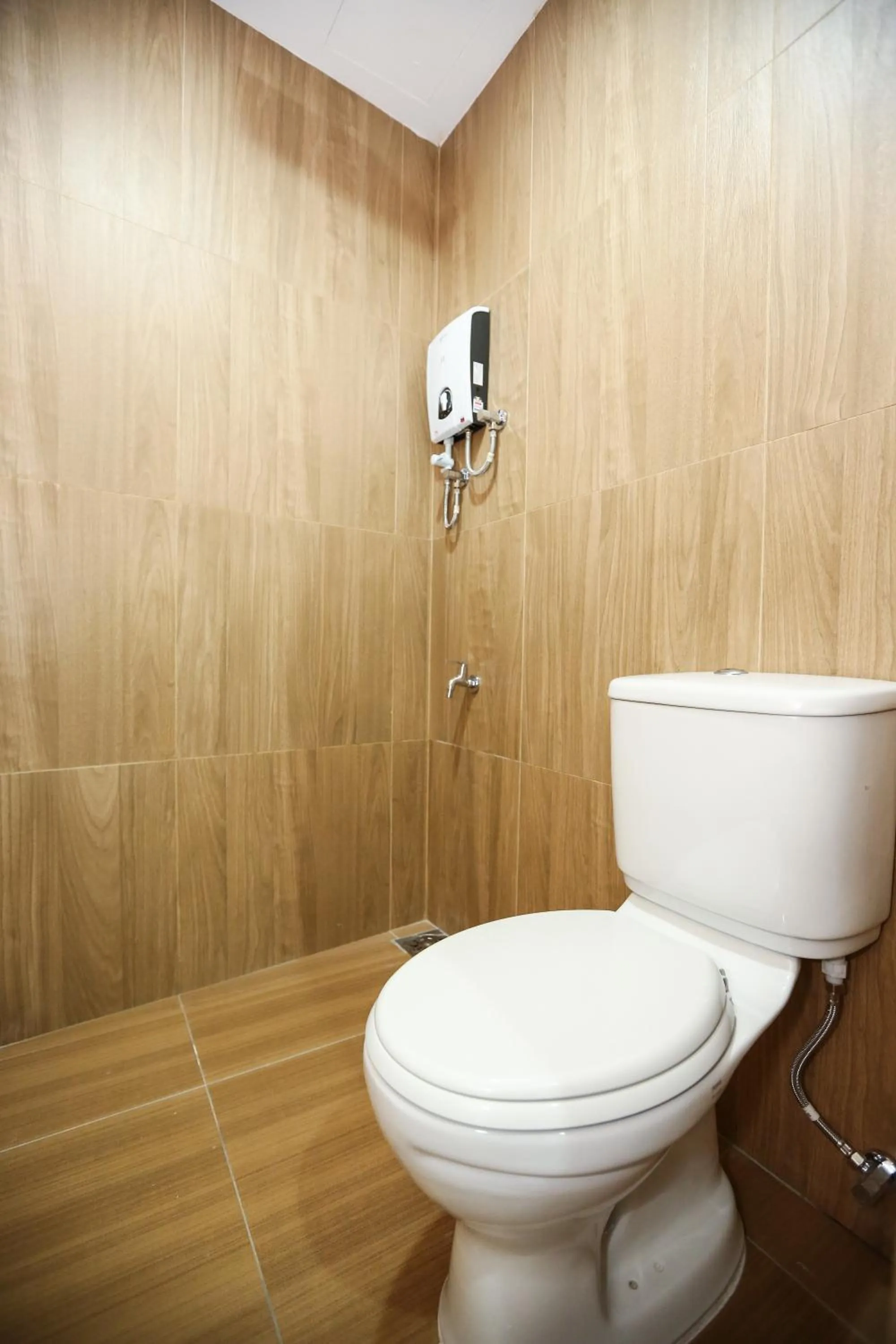 Bathroom in New Dawn Hotel Pontian Sdn Bhd