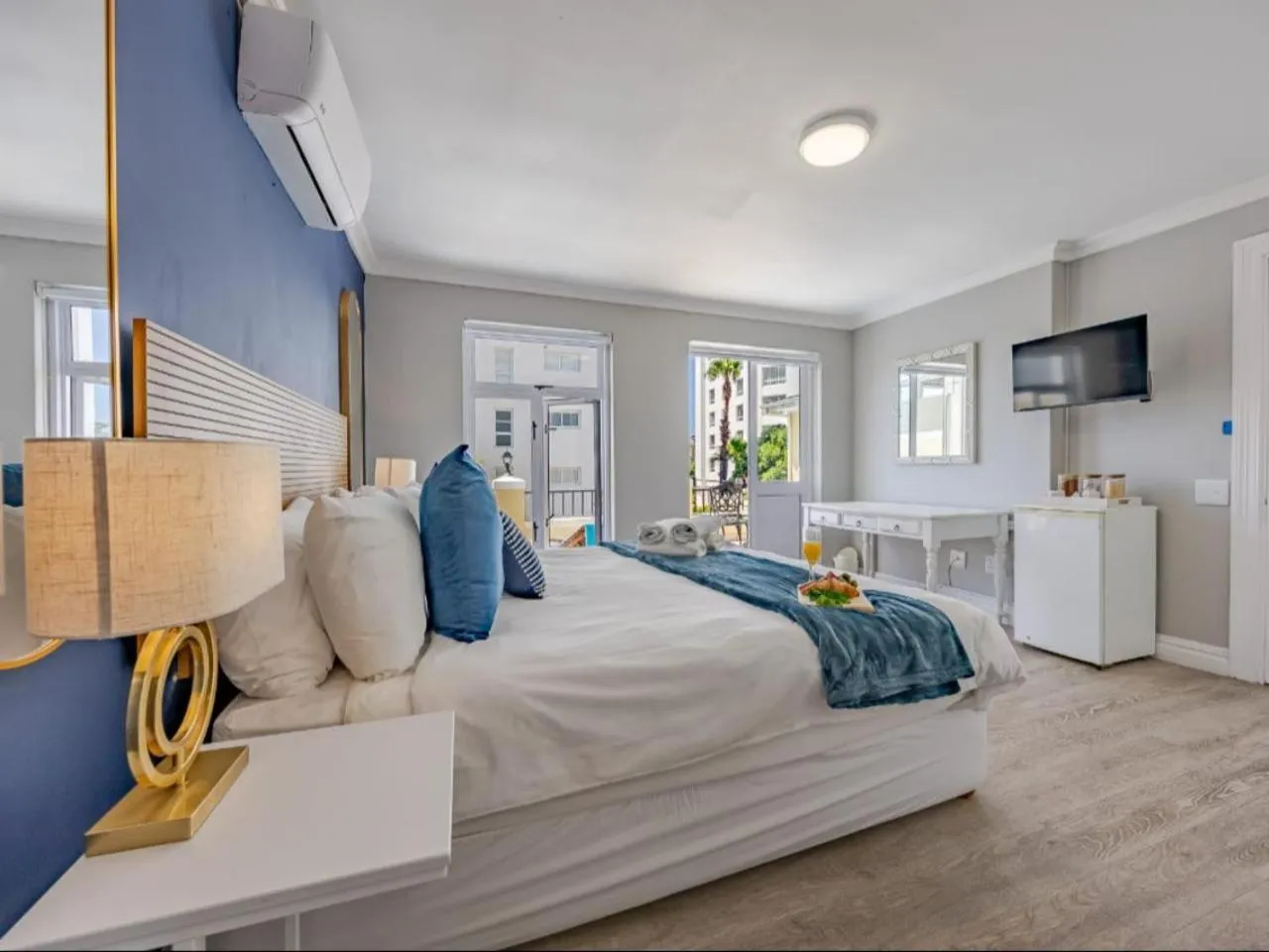 Photo of the whole room, Bed in Craigrownie Luxury Guest House