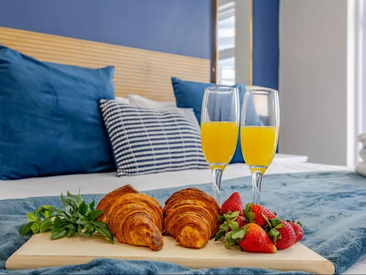 Bed in Craigrownie Luxury Guest House