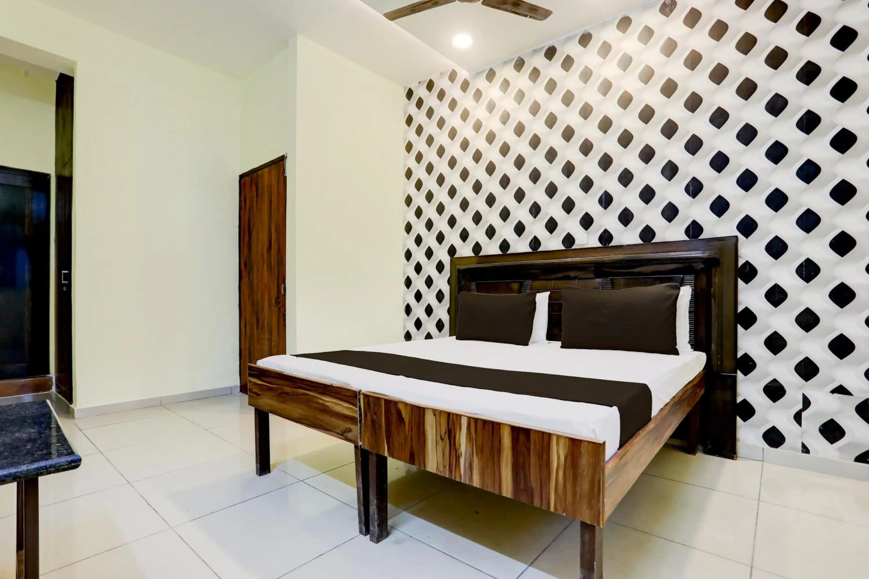 Bedroom in Hotel O HILL VIEW LUXURIOUS ROOMS