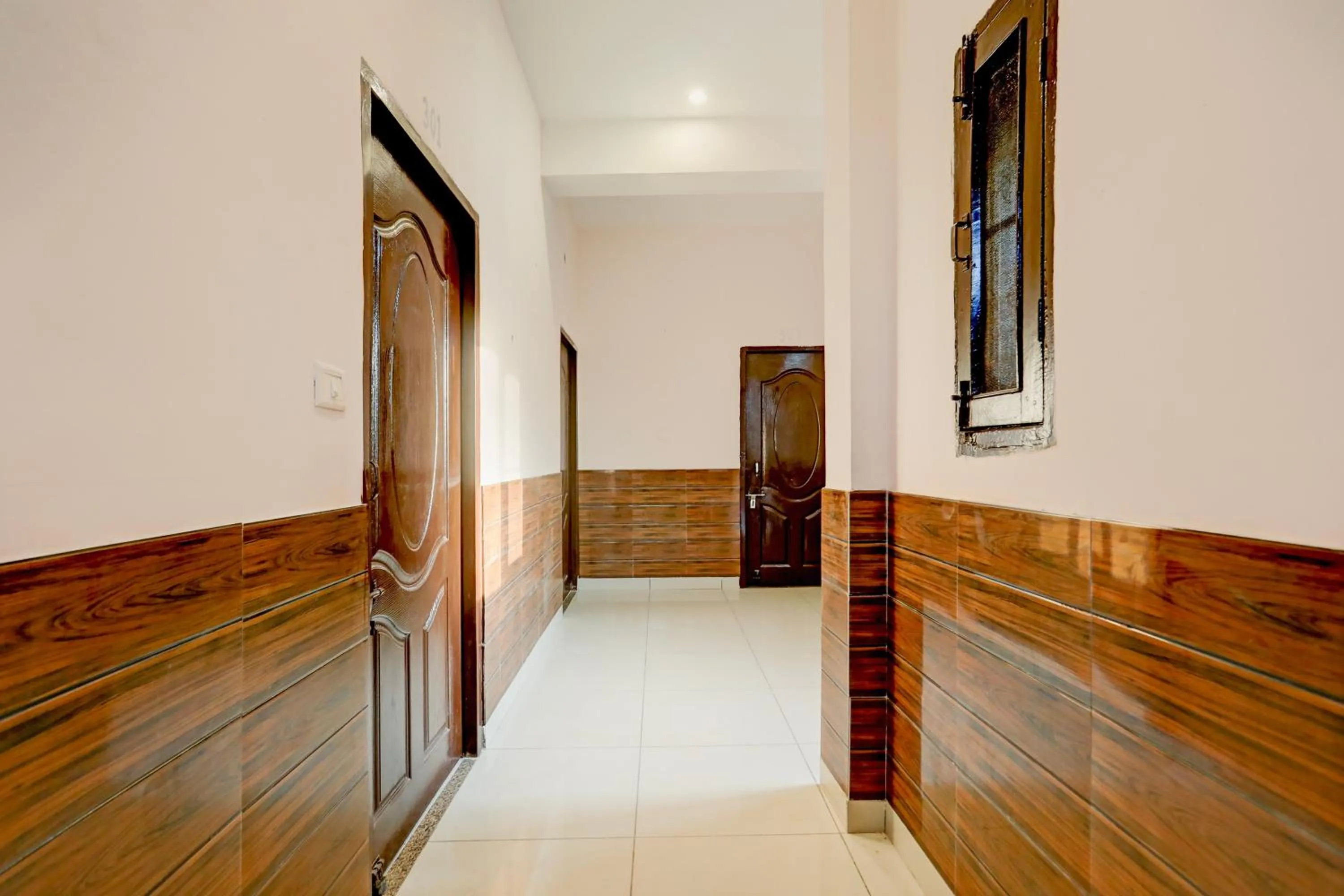 Lobby or reception in Hotel O HILL VIEW LUXURIOUS ROOMS