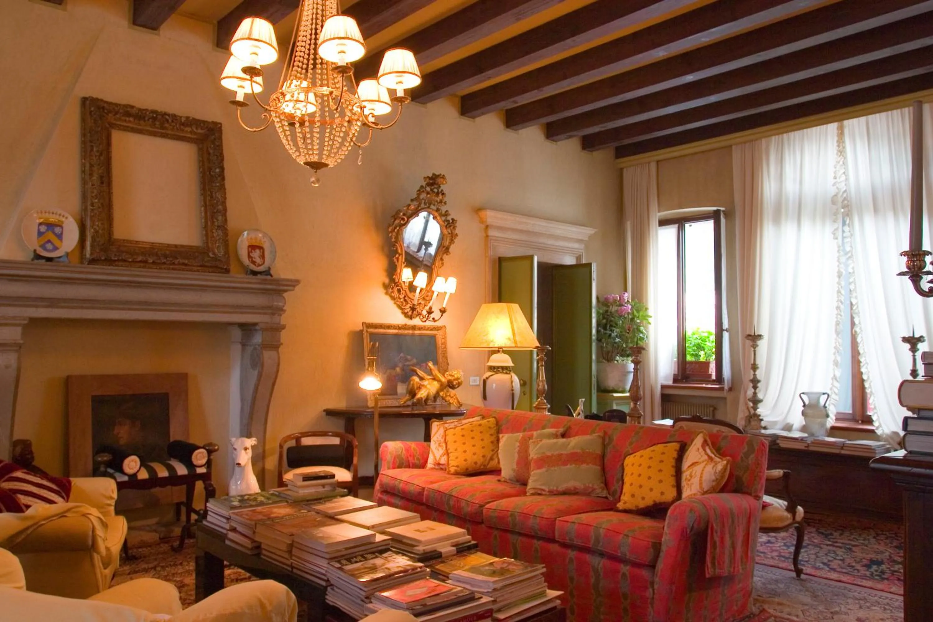 Living room in Villa Abbazia Relais & Chateaux