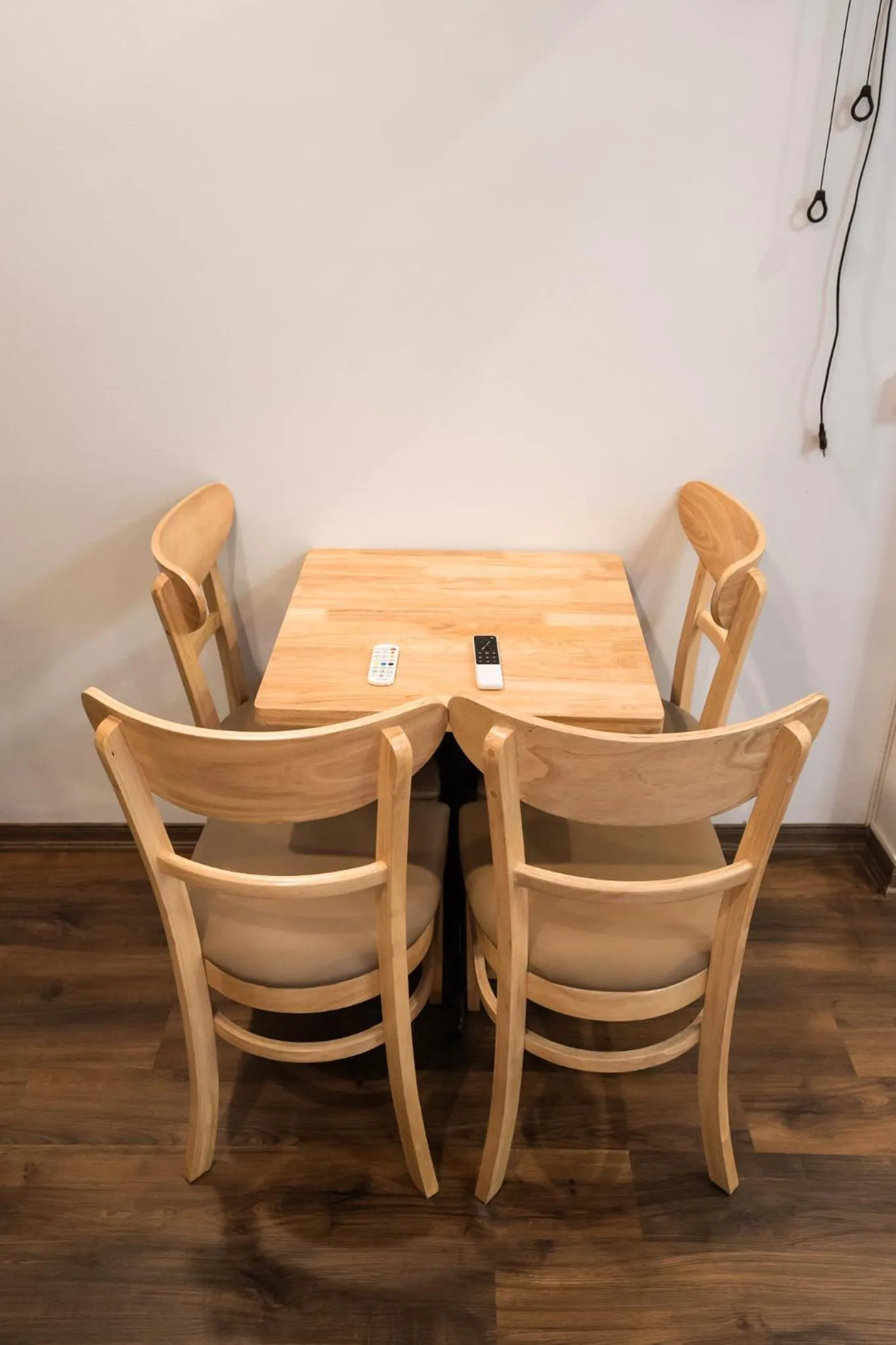 Dining area in X-Stay Thư Trung