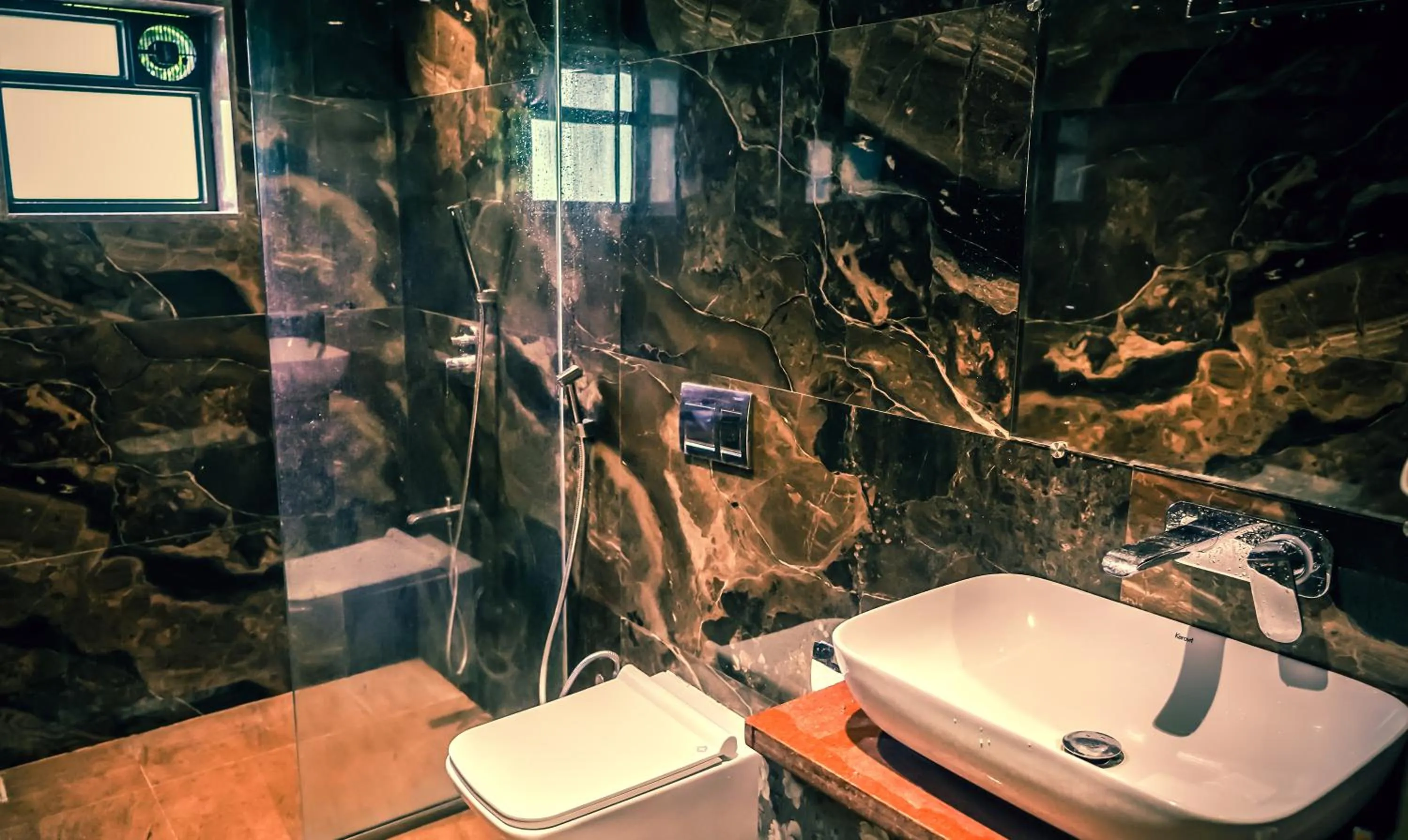 Shower in Whispering Peepul Resort