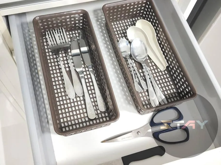 Almas Suites Cozy King Bed Studio Netflix By STAY