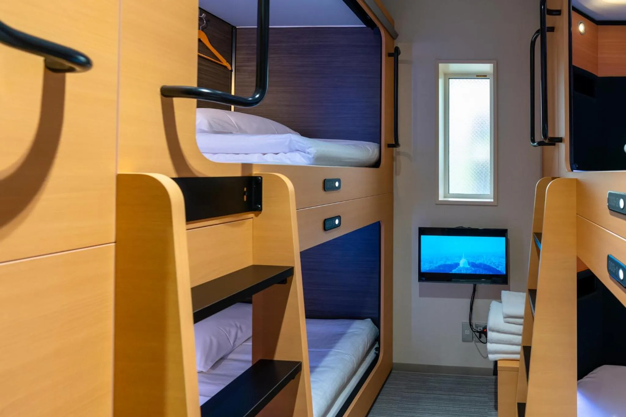 bunk bed, Bed in The Lodge Moiwa 834