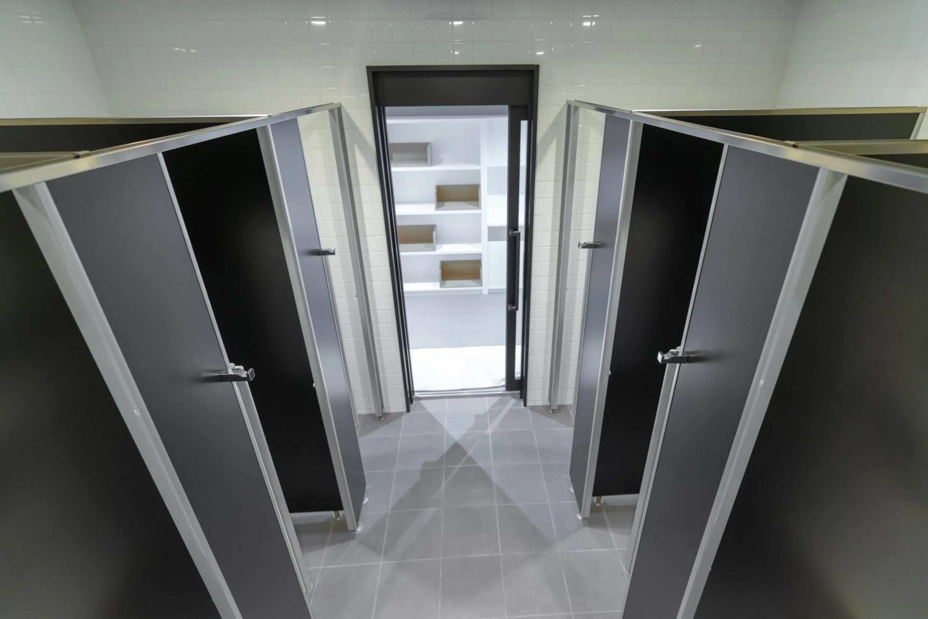 Shower in The Lodge Moiwa 834