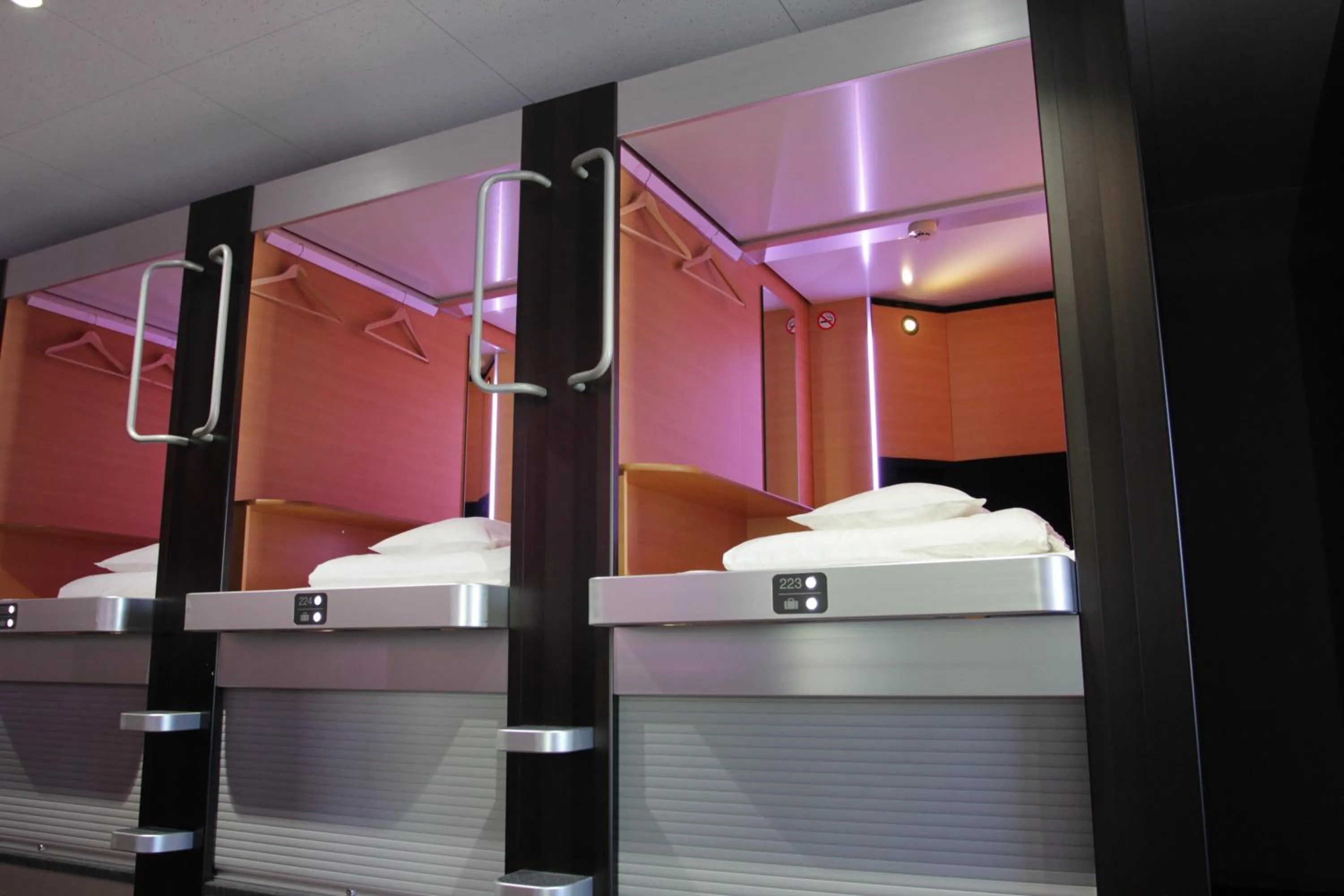 Photo of the whole room in The Lodge Moiwa 834