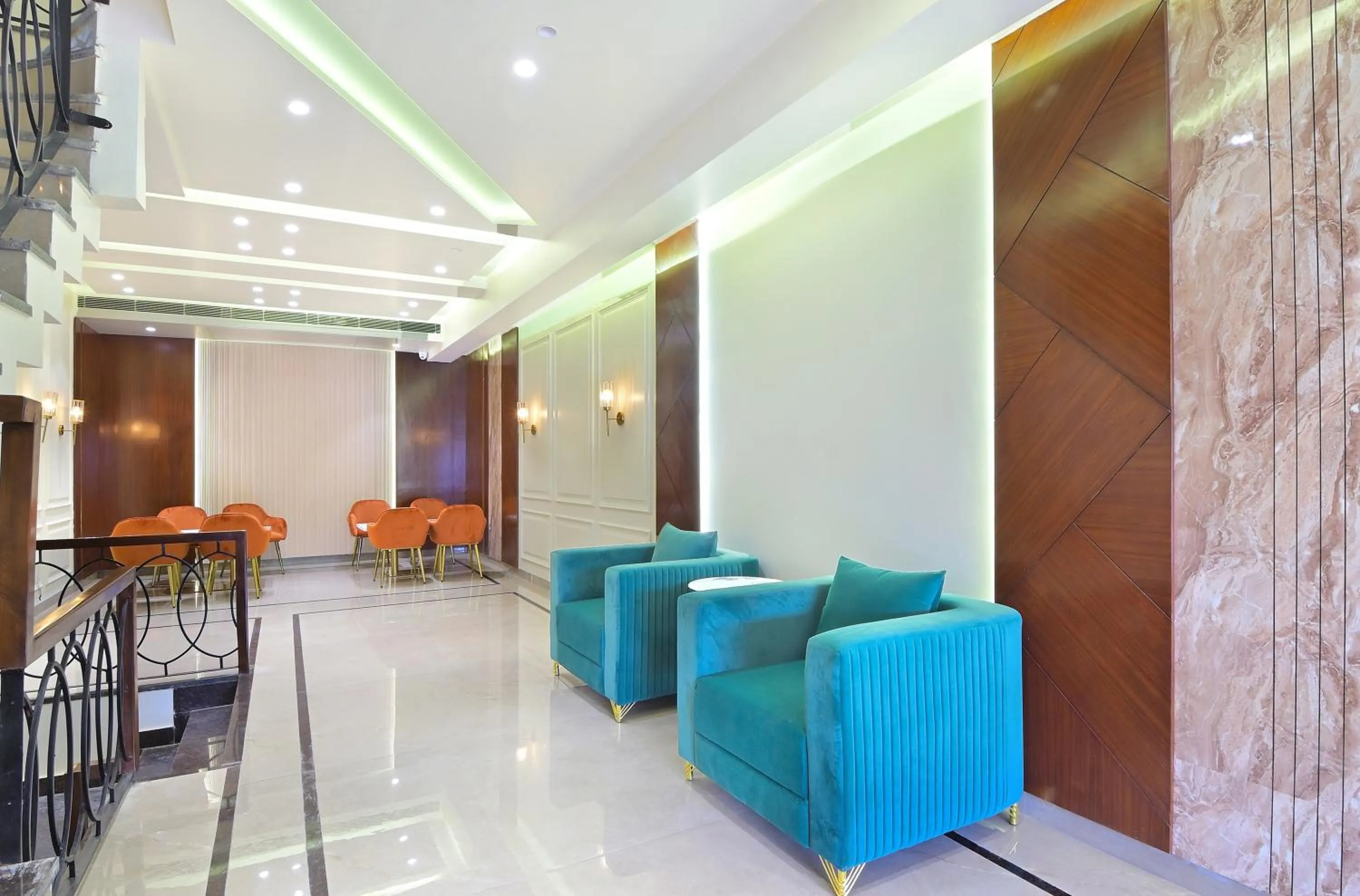 Restaurant/places to eat in HOTEL SHANDON-2 Mins From Connaught Place