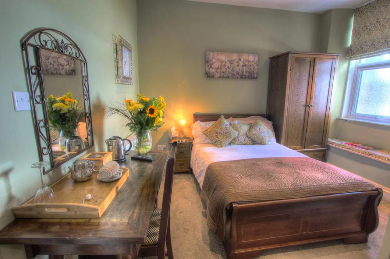 Bed in Dunster Castle Hotel