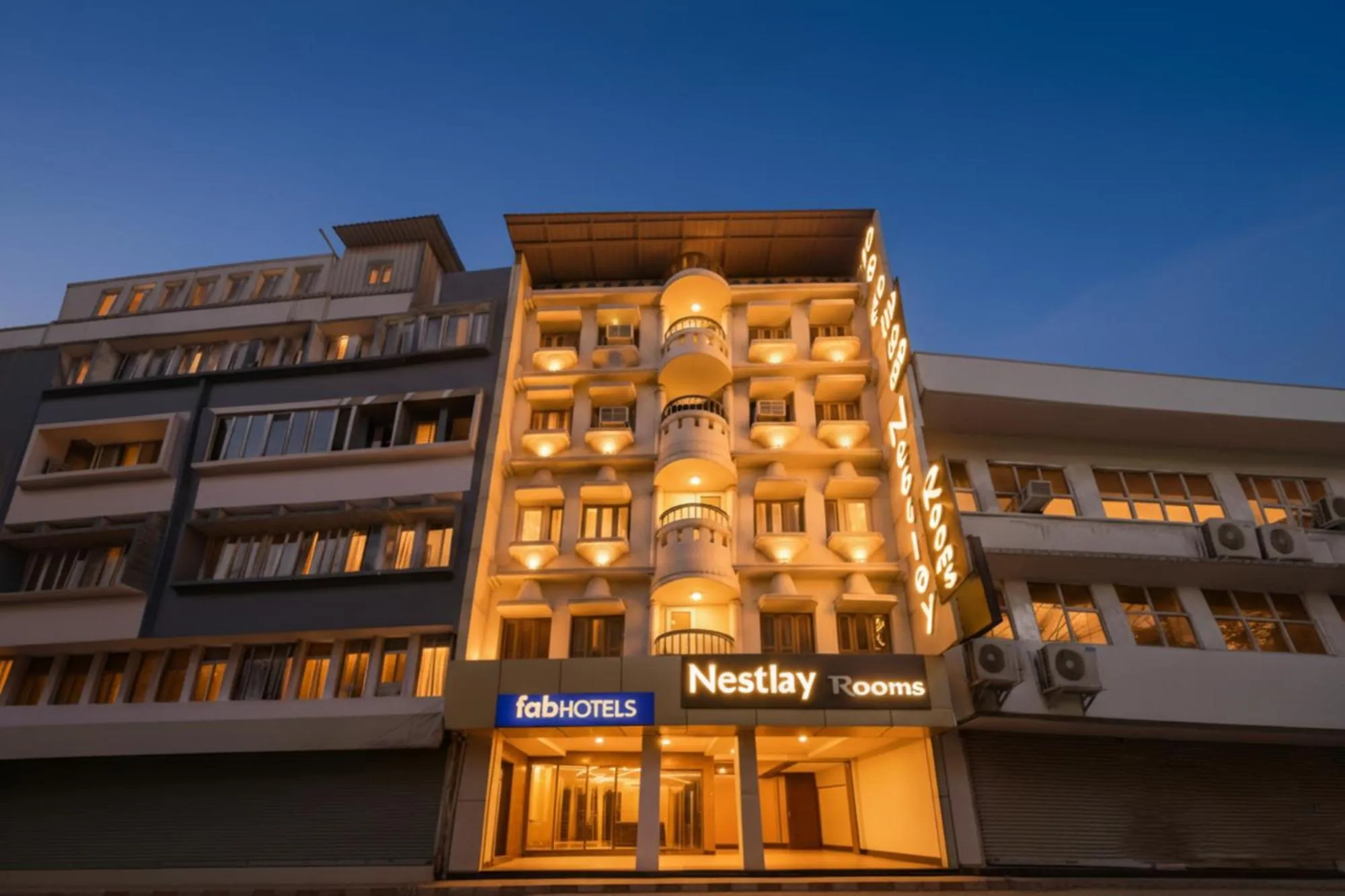 Property building in FabHotel Nestlay Rooms High Court - Nr Parry's Corner