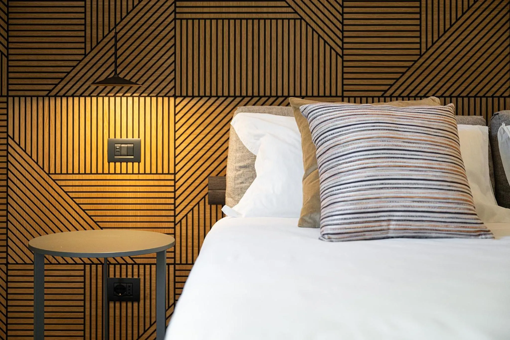 Bed in Karalin Sonnino Suites