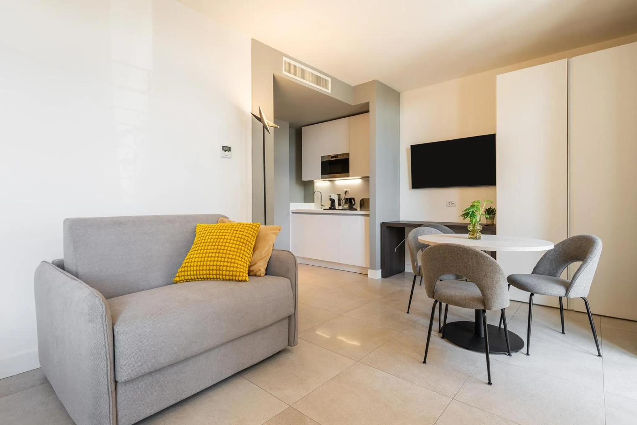 Seating area in Karalin Sonnino Suites