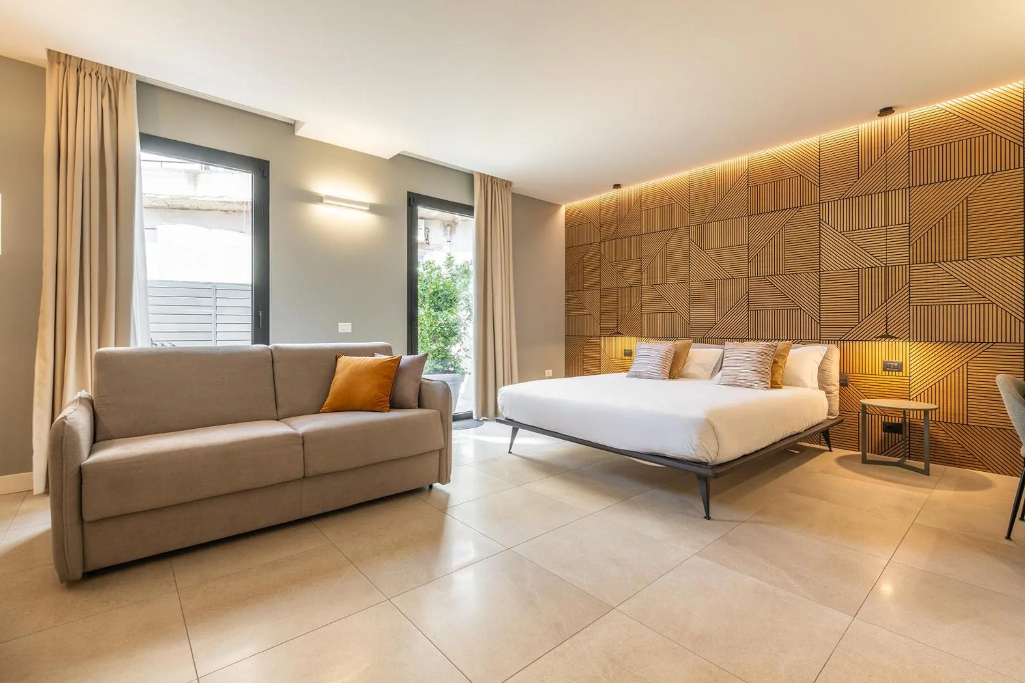 Bedroom, Bed in Karalin Sonnino Suites