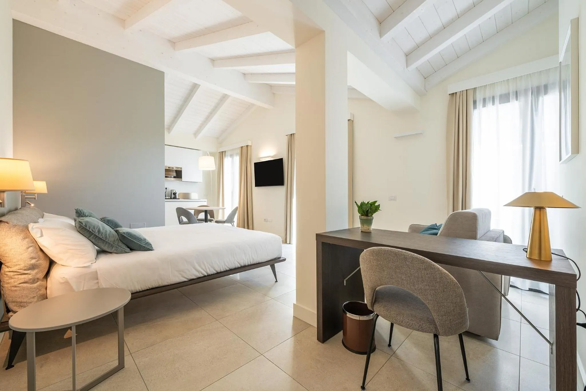 Photo of the whole room, Bed in Karalin Sonnino Suites