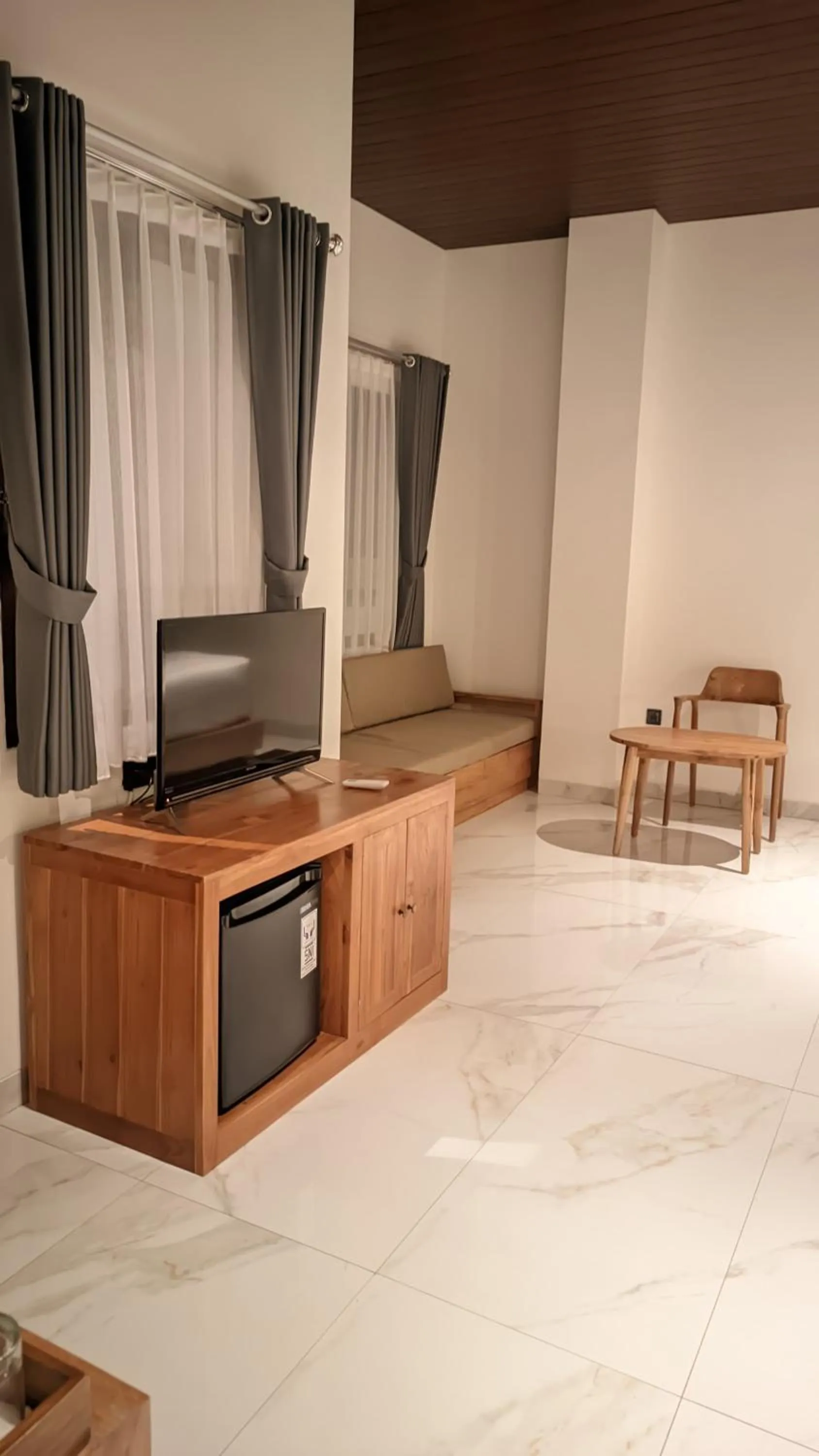 TV and multimedia in Sujiwa Ubud Hotel & Villa