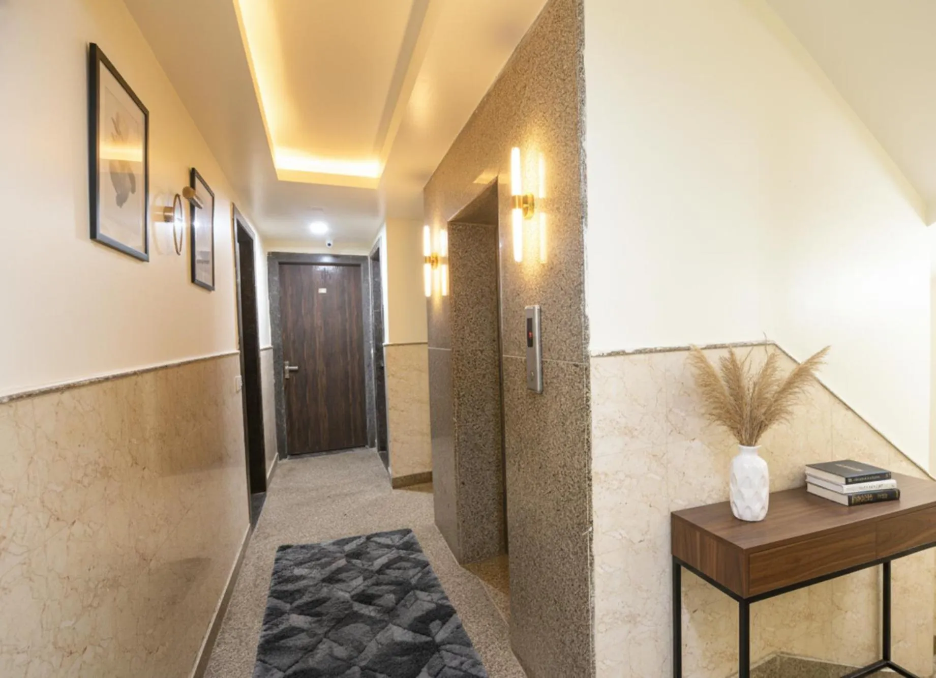 Lobby or reception in Via Moon Light