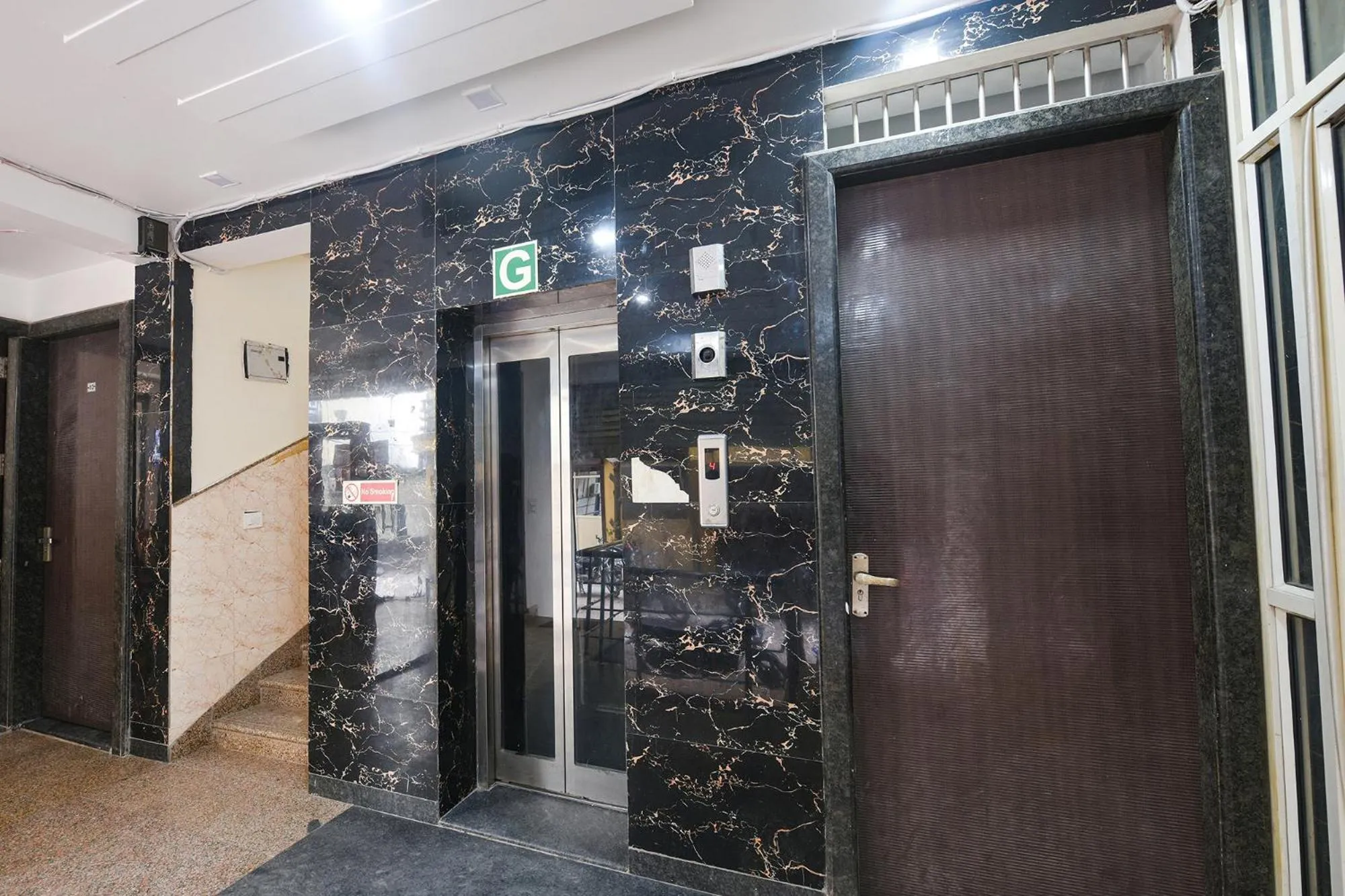 elevator in Via Moon Light