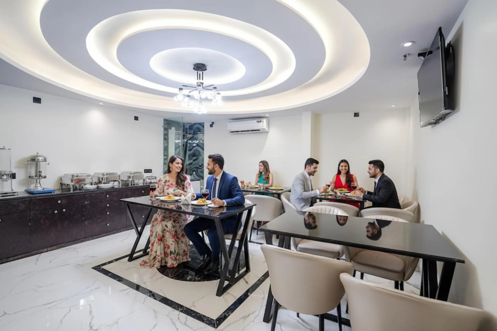 Dining area in FabHotel Well Back