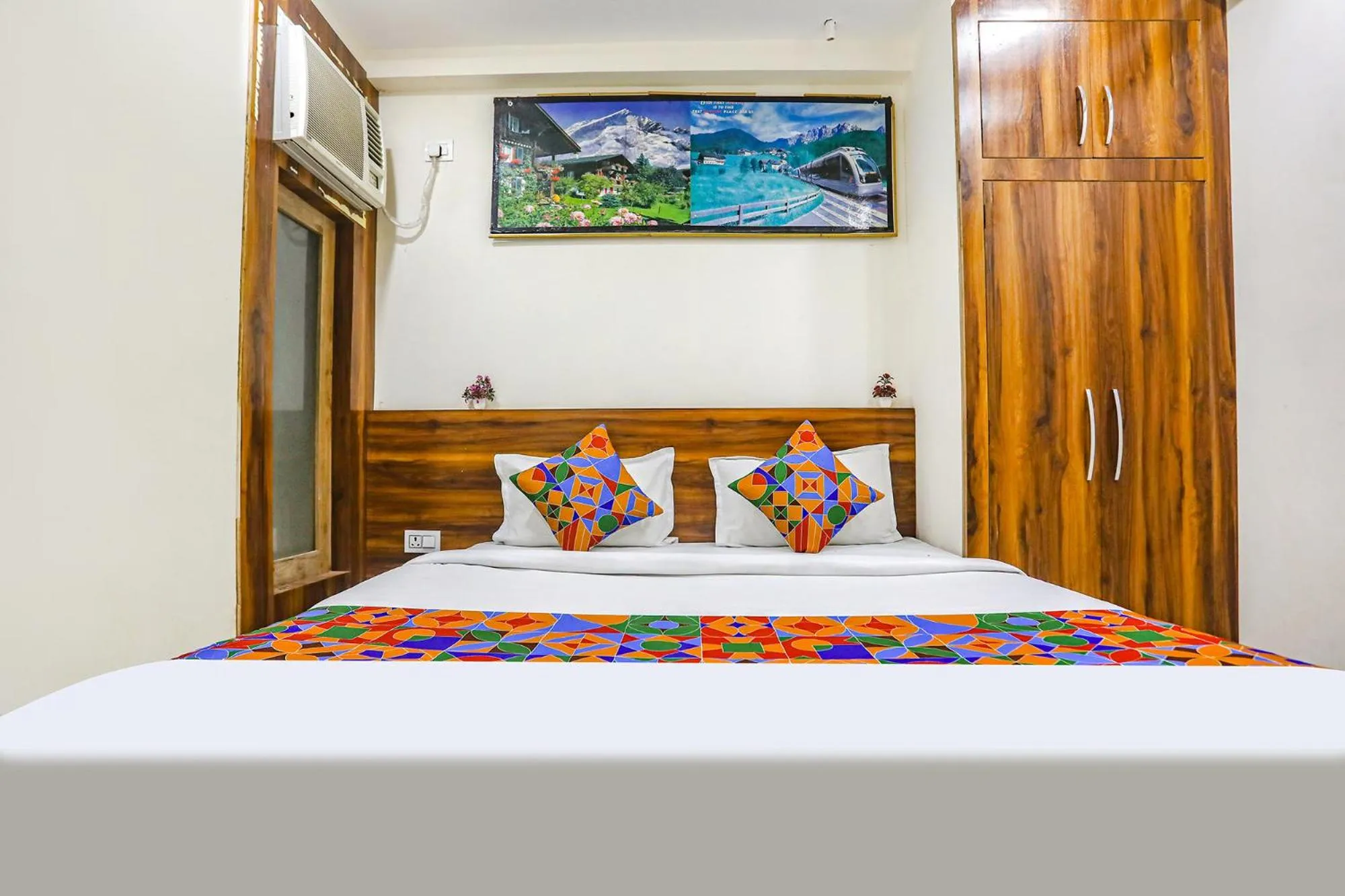 Bed in FabHotel Imperail House