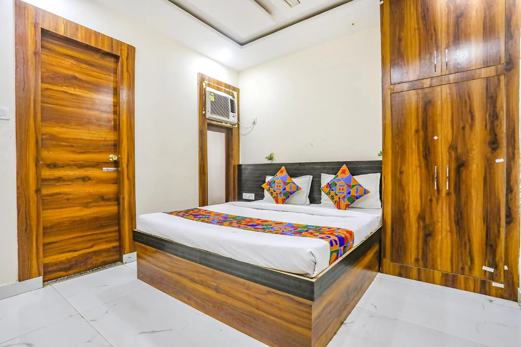 Bed in FabHotel Imperail House