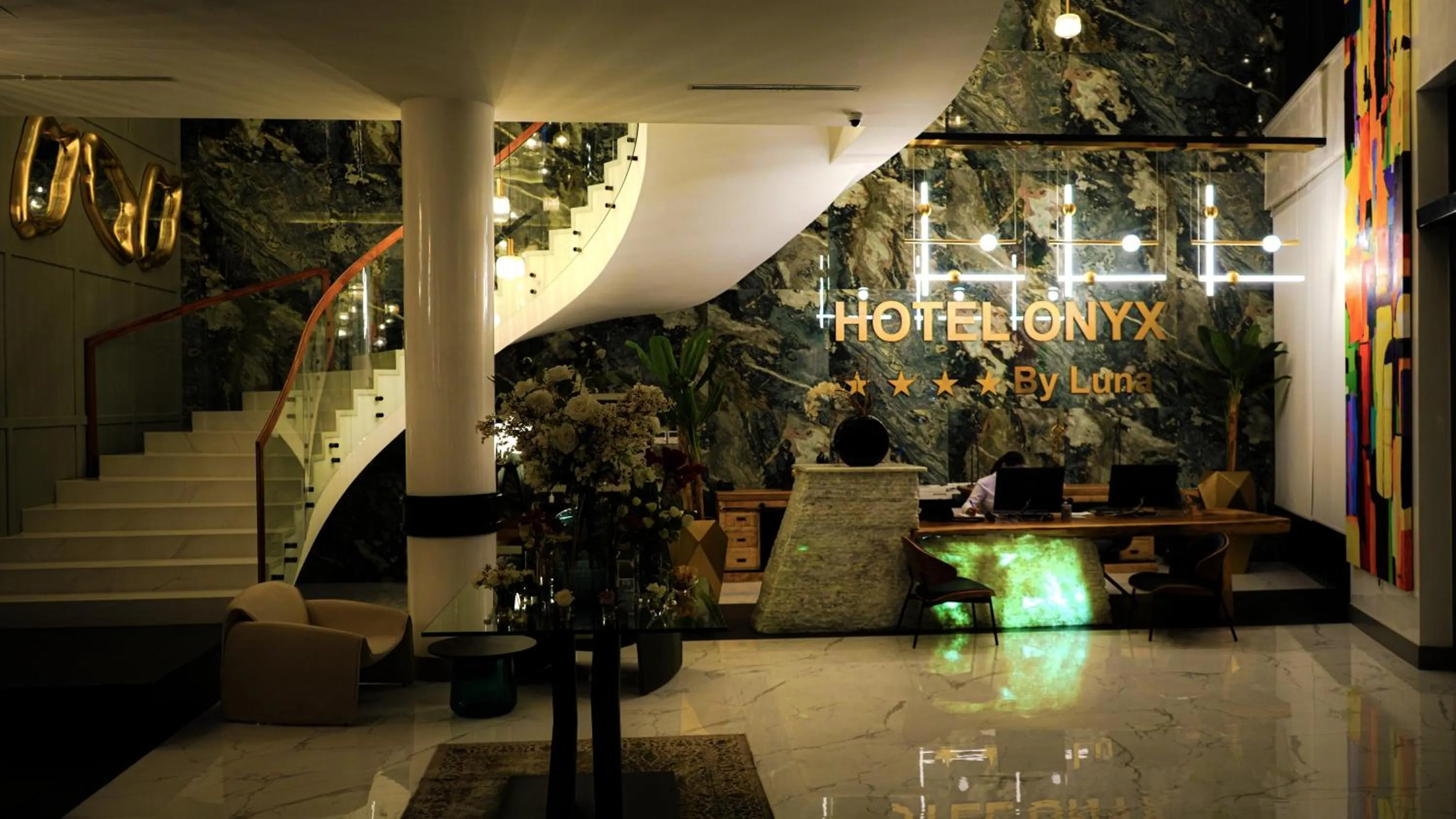 Lobby or reception in ONYX by luna
