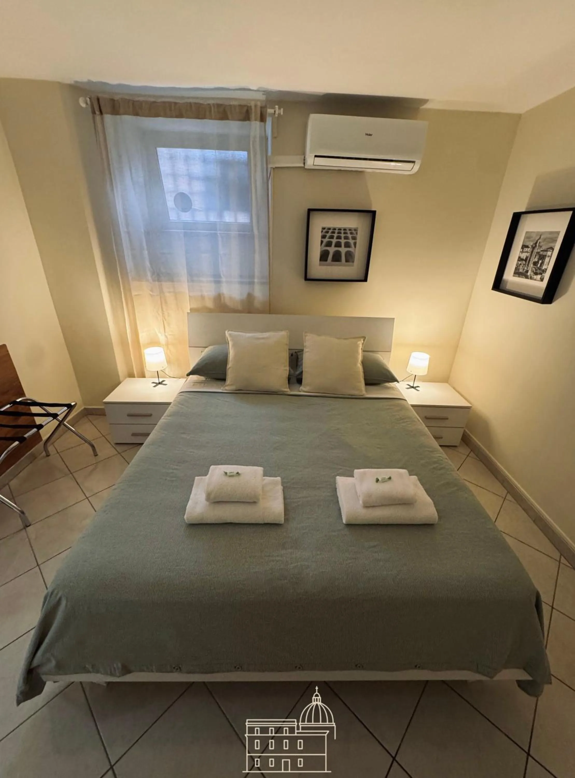 Double Room with Private External Bathroom - single occupancy in La Chiostrina al Vaticano
