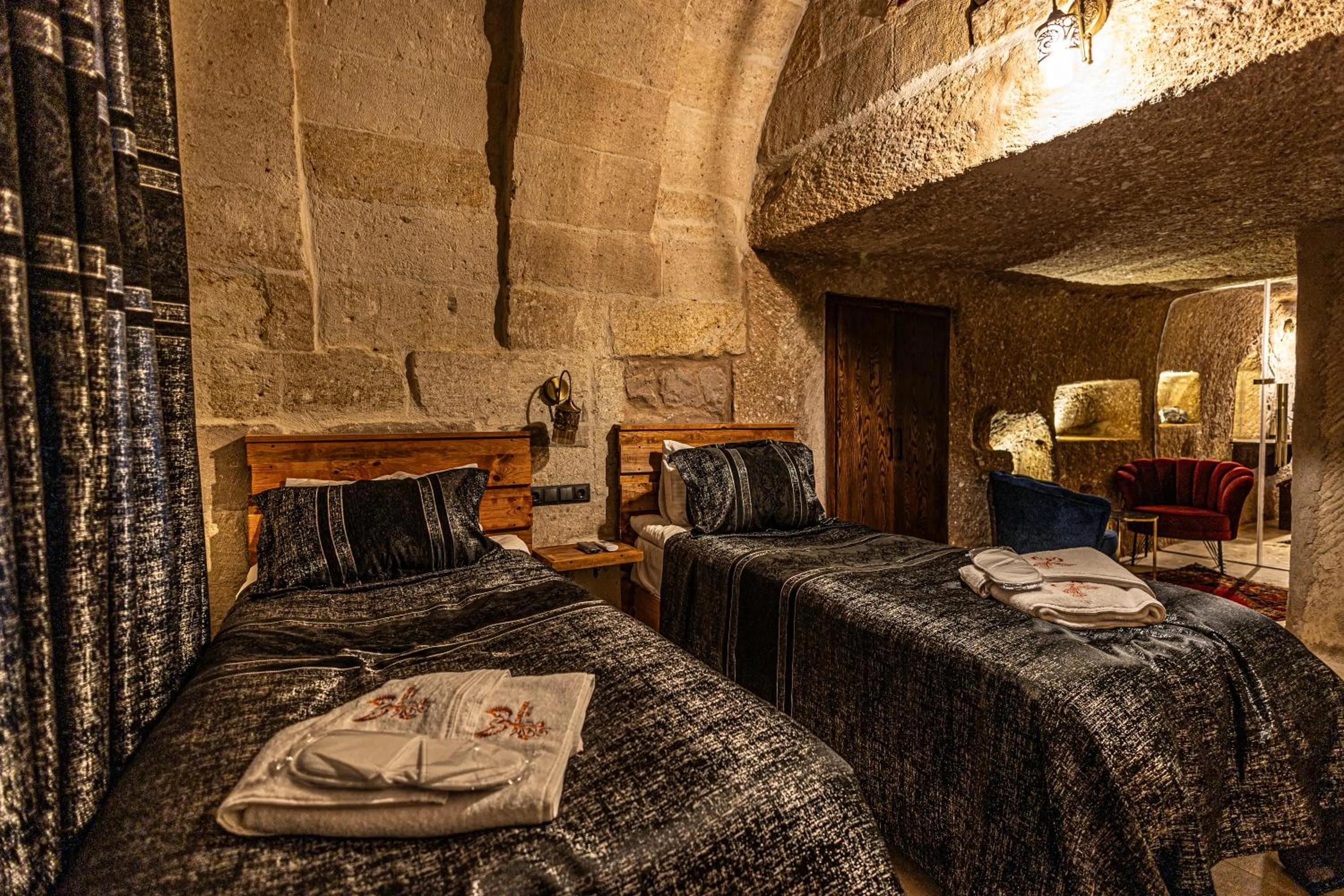 Breakfast, Bed in Zümrütü anka cave