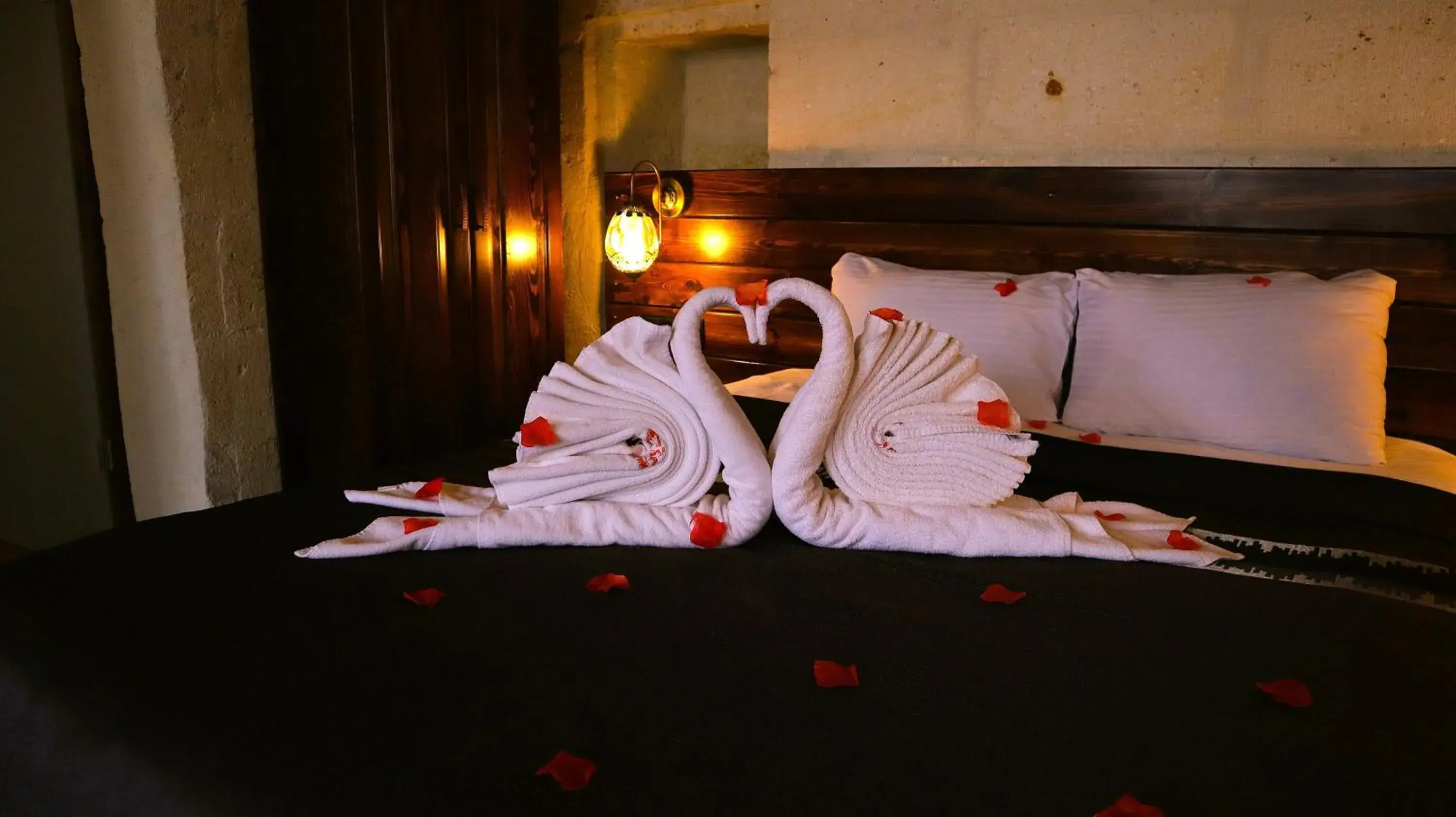 Zümrütü anka cave Zümrütü anka cave