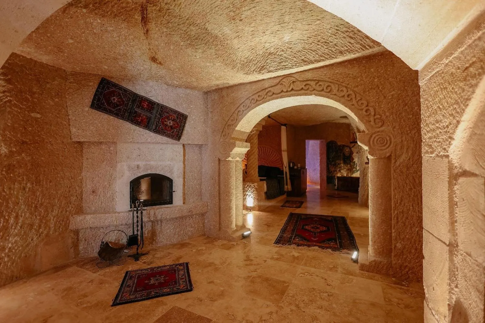 fireplace in Zümrütü Anka Cave