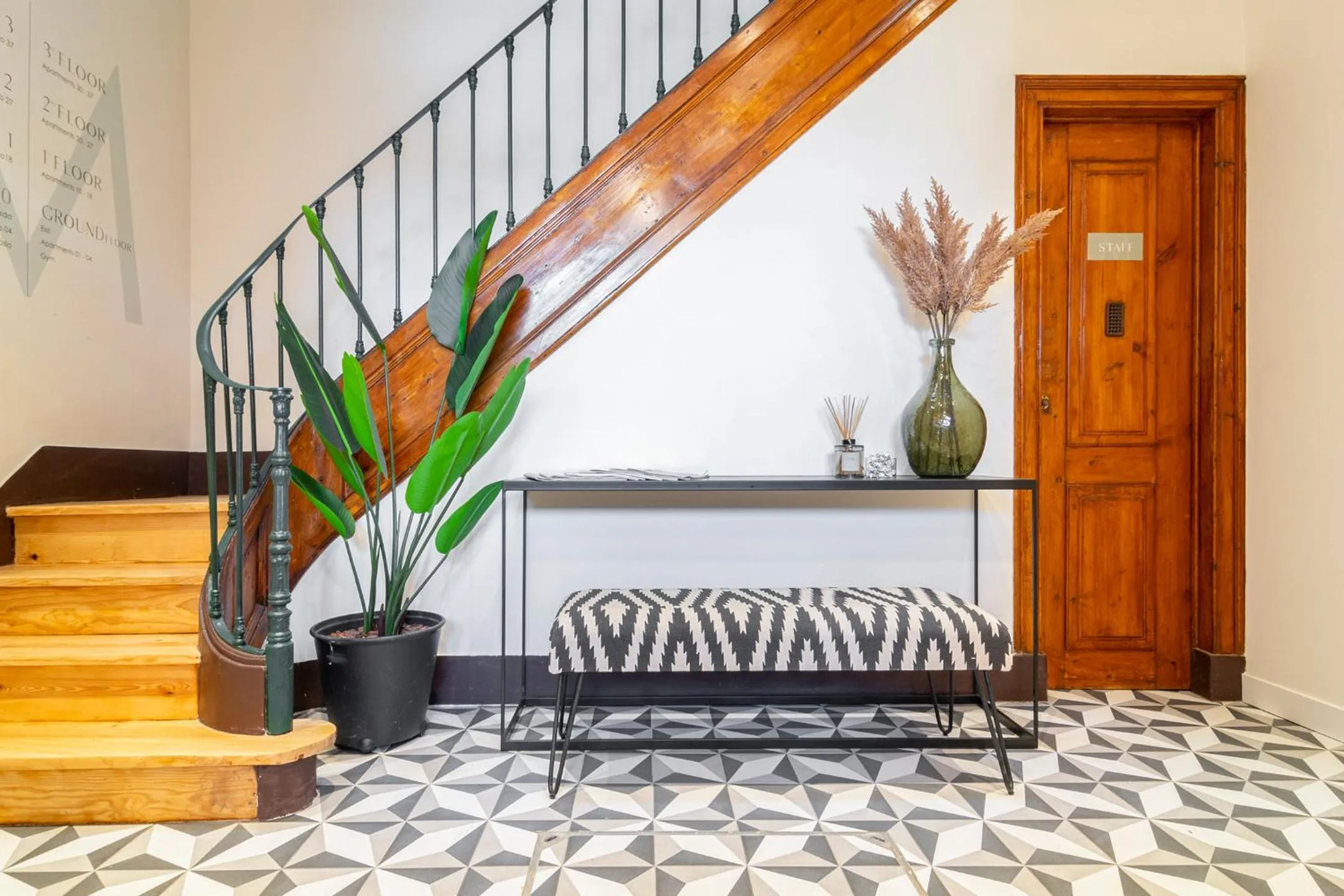 Facade/entrance in Metropolitan Living Lisbon - Campolide