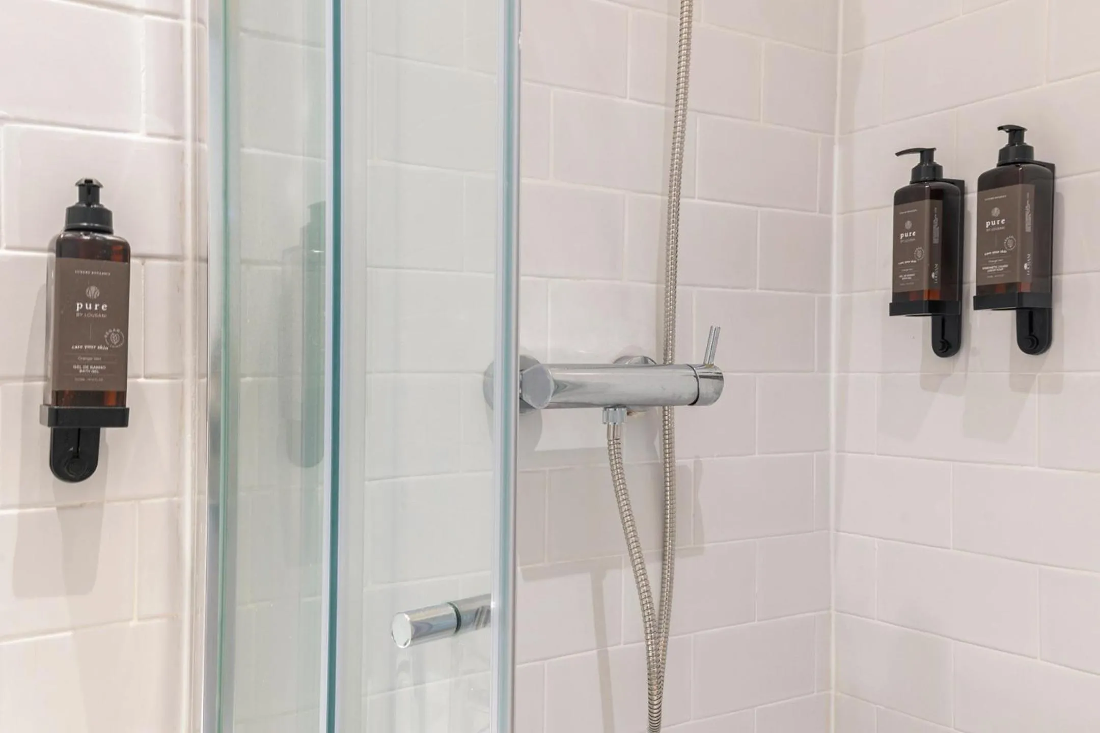 Shower in Metropolitan Living Lisbon - Campolide
