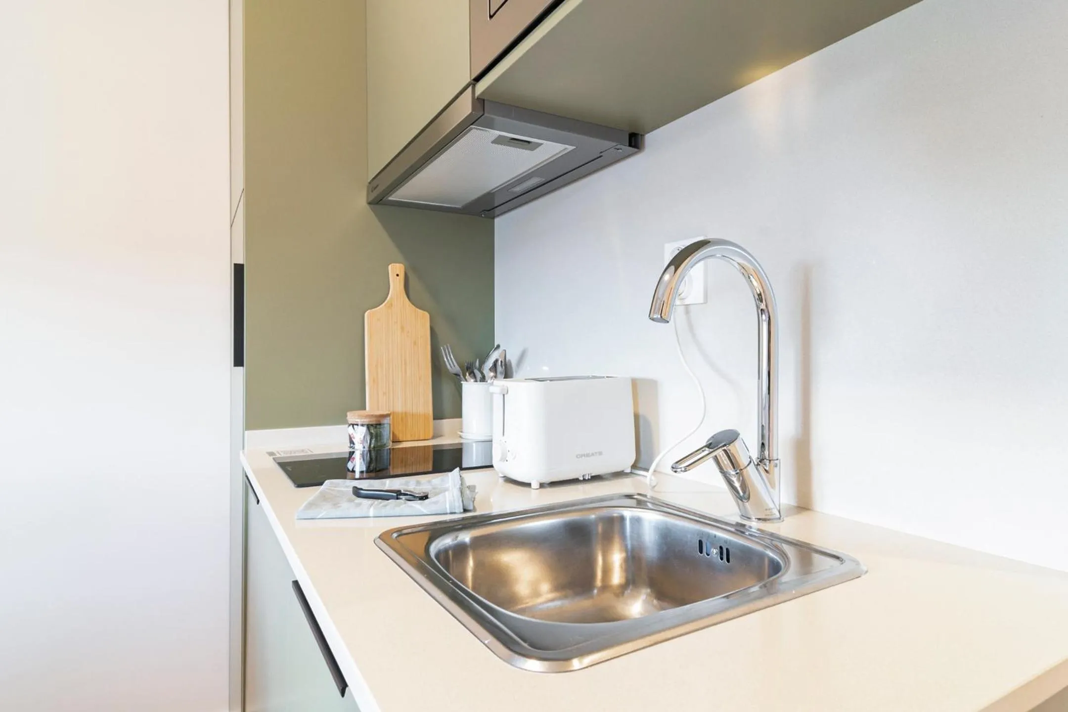 Kitchen or kitchenette in Metropolitan Living Lisbon - Campolide