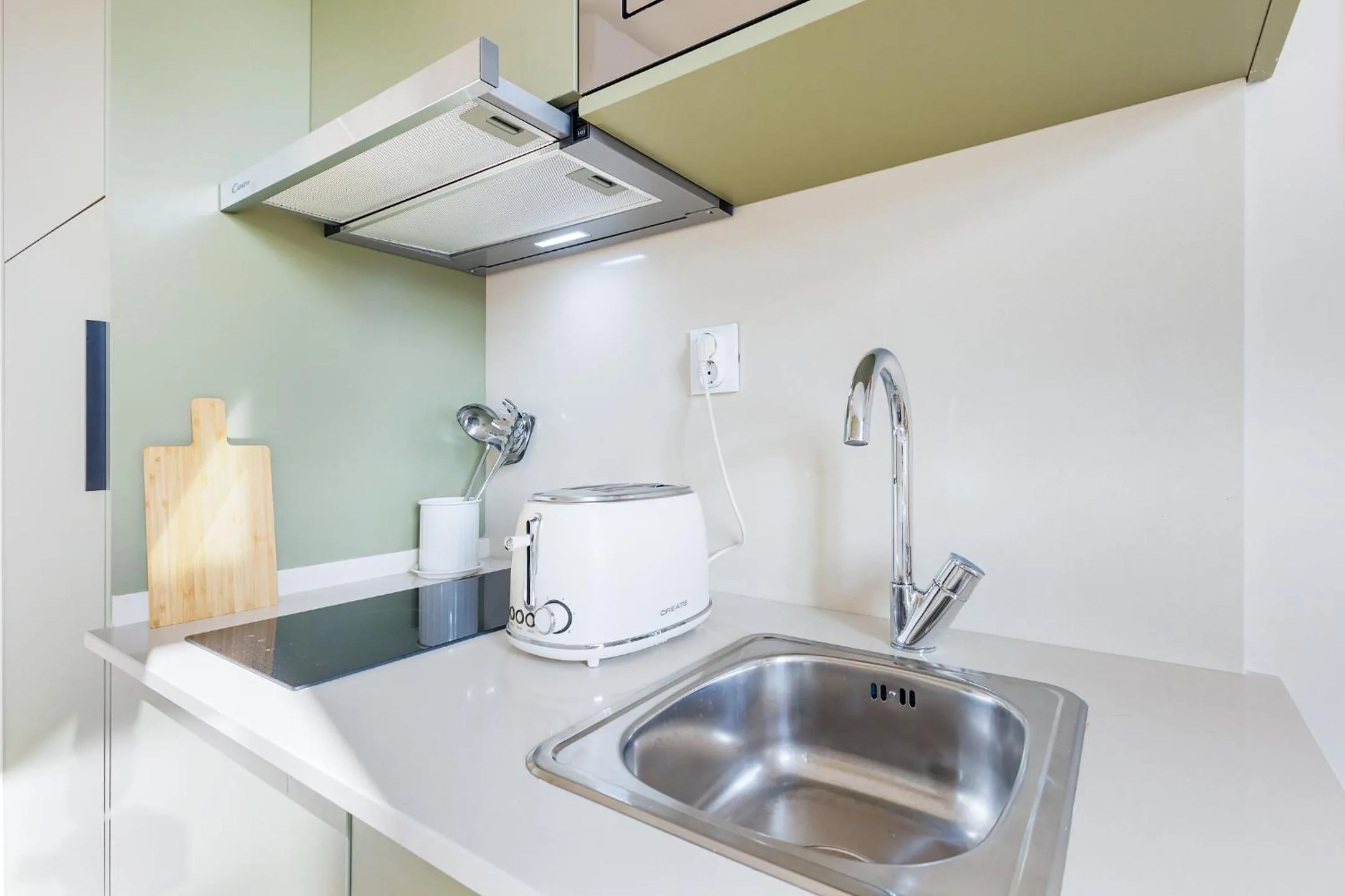 Kitchen or kitchenette in Metropolitan Living Lisbon - Campolide