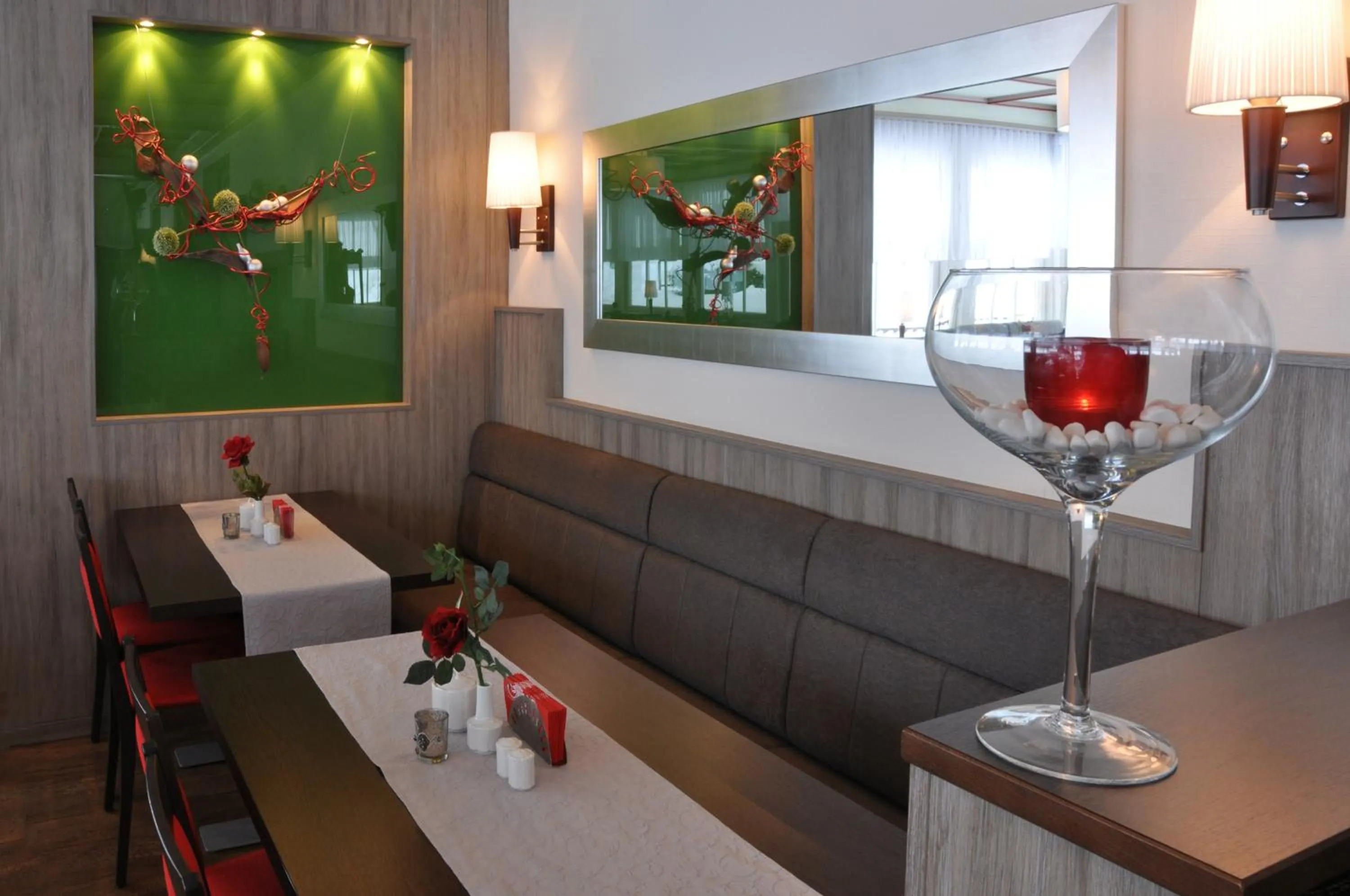 Restaurant/places to eat in Hotel Gondelfahrt