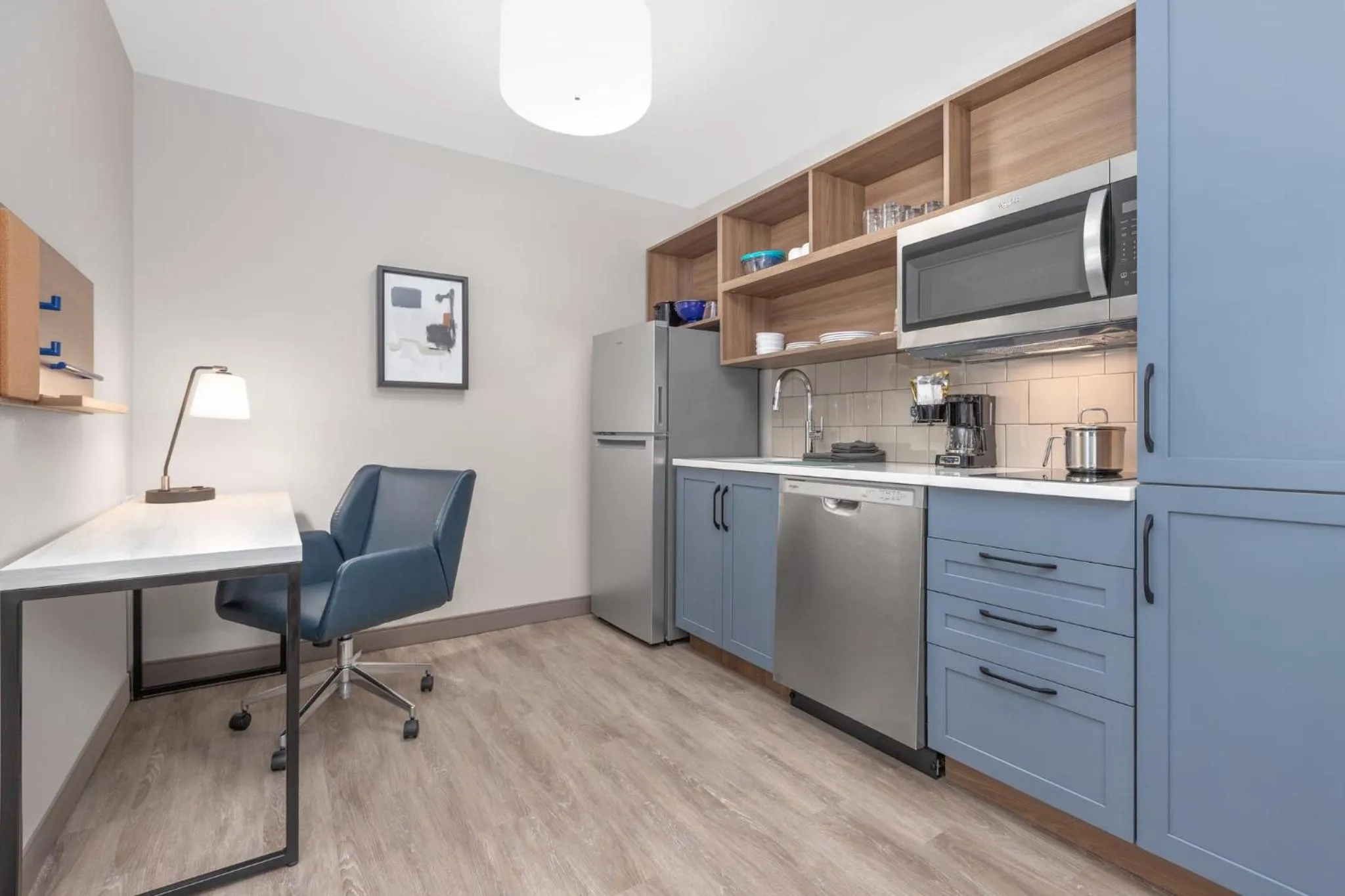 Photo of the whole room in Candlewood Suites Navasota by IHG