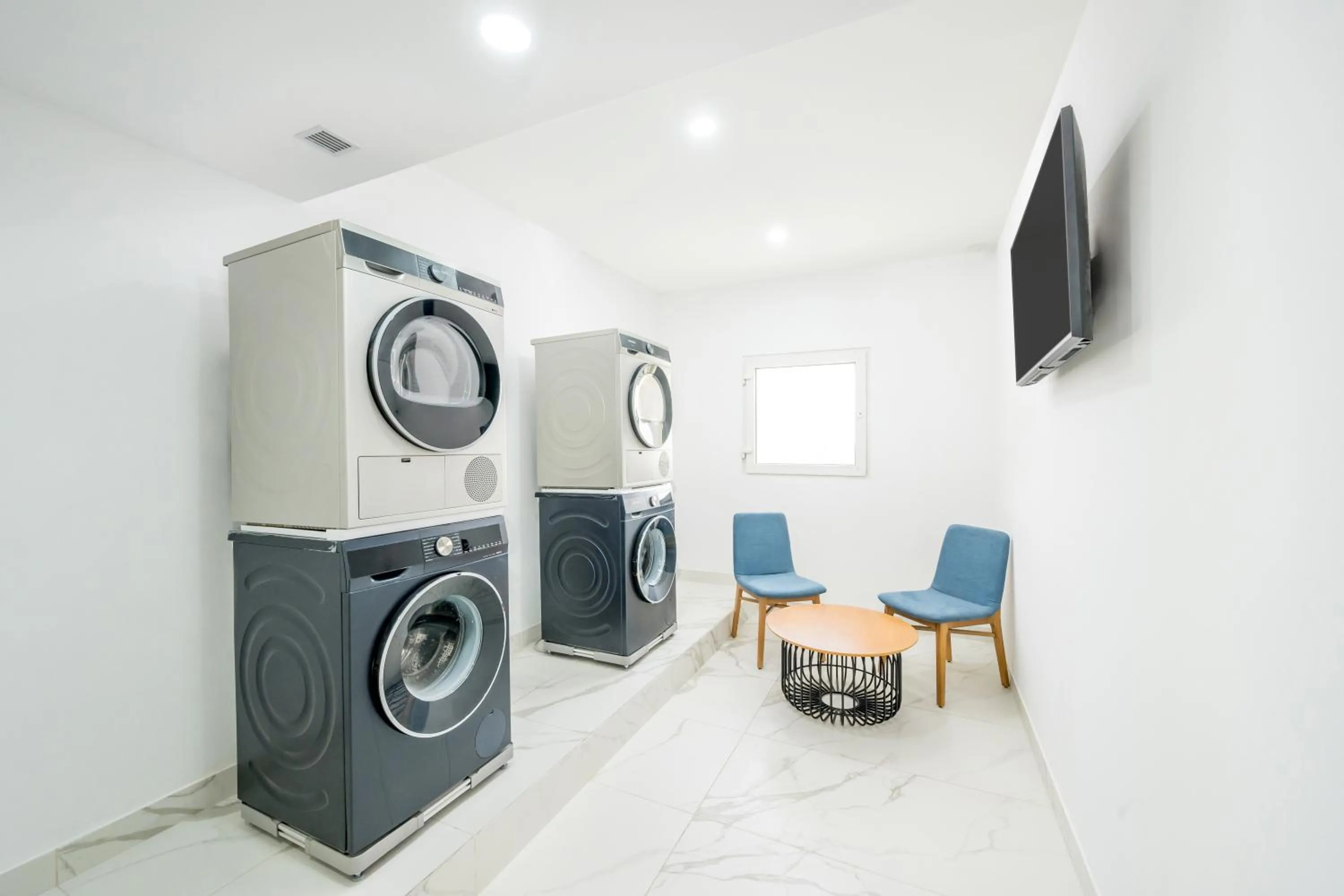 laundry in Holiday Inn Express Greater Noida Knowledge Park by IHG