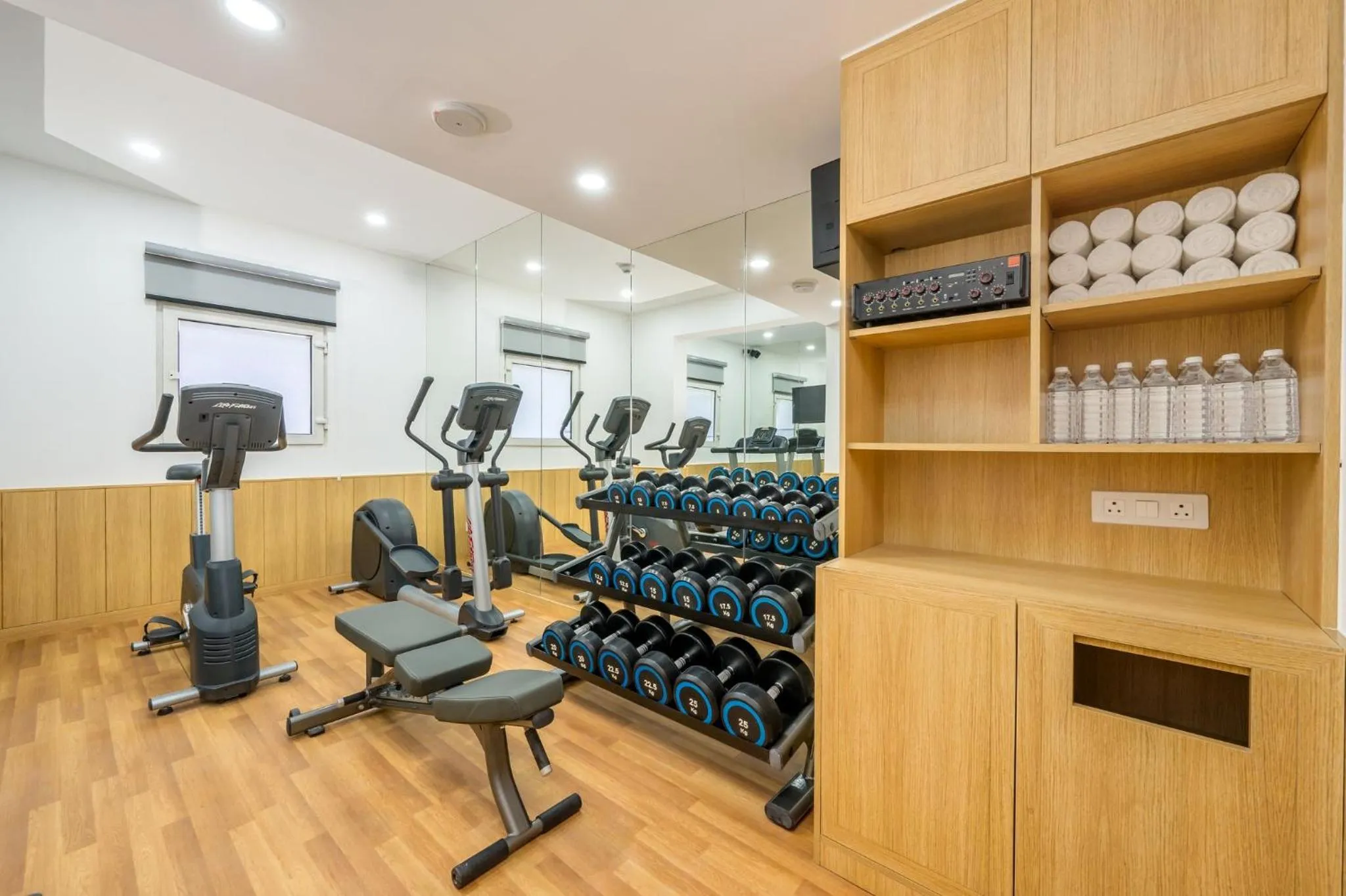 Fitness centre/facilities in Holiday Inn Express Greater Noida Knowledge Park by IHG