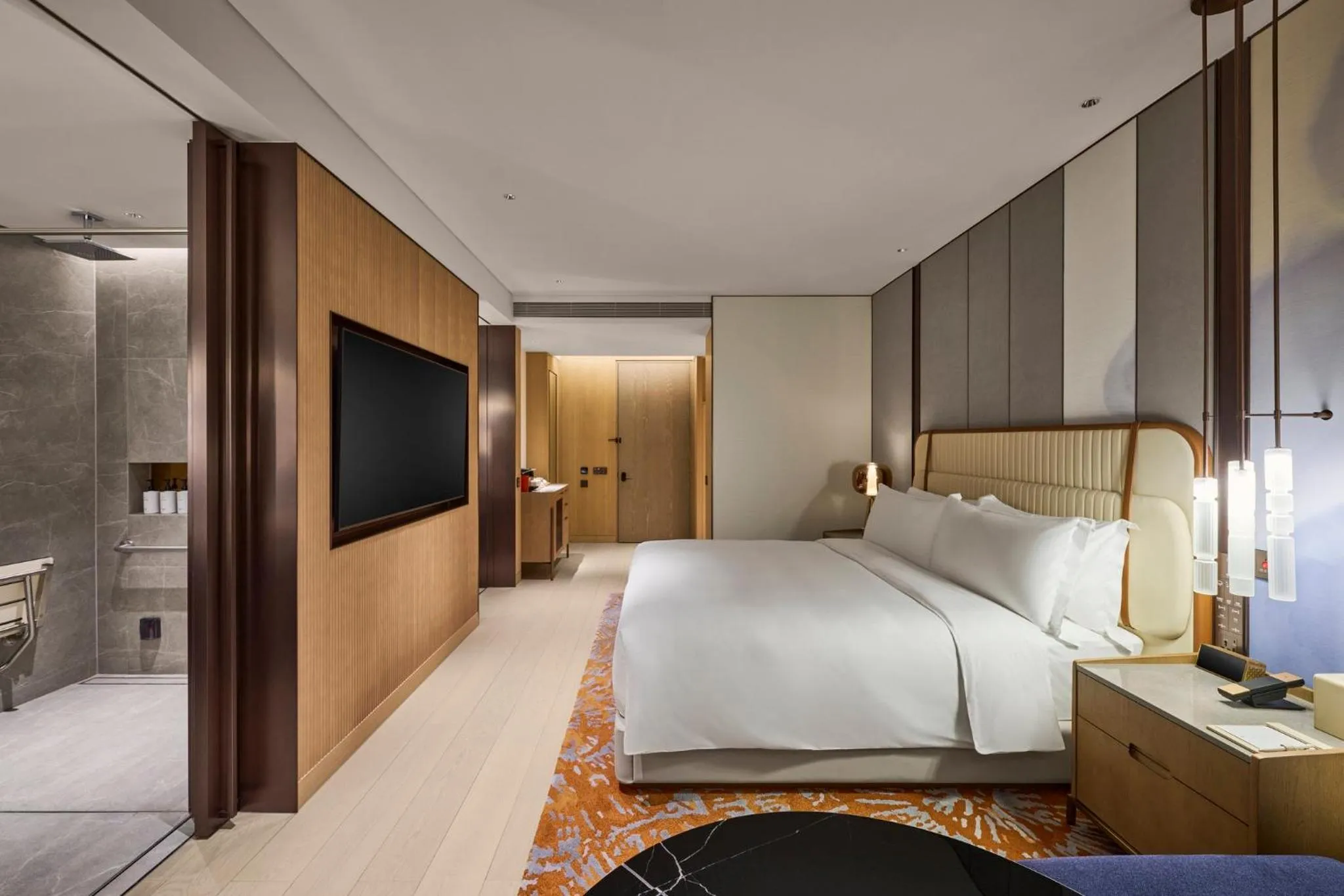 Photo of the whole room, Bed in InterContinental Taichung by IHG