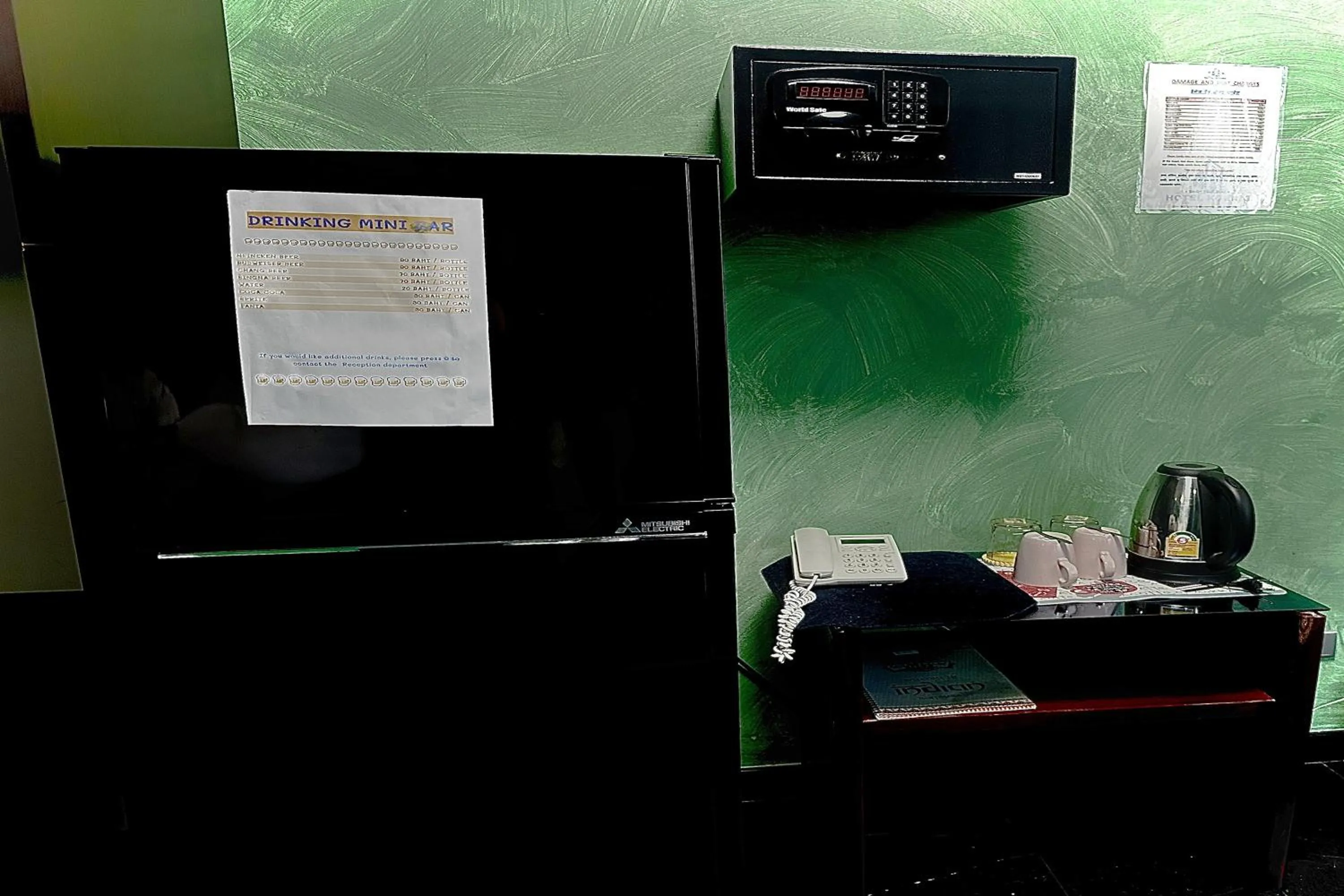 Bedroom in Koenig Hotel Pattaya