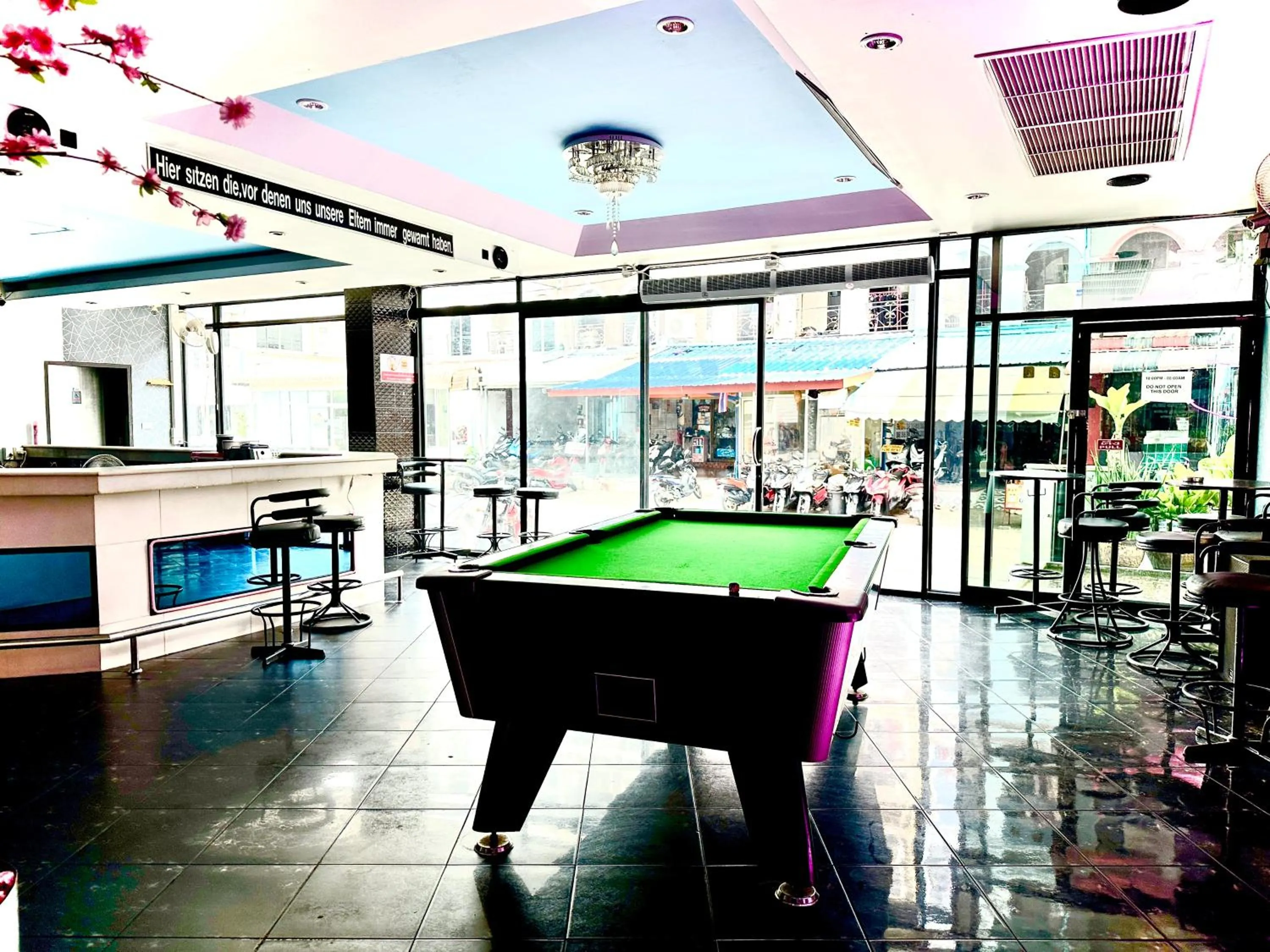 Billiard in Koenig Hotel Pattaya
