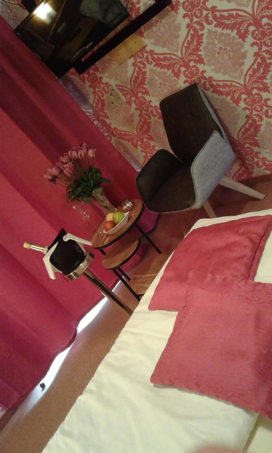 Decorative detail, Bed in LiebesNesterl Bergwirt - Boutique Hotel