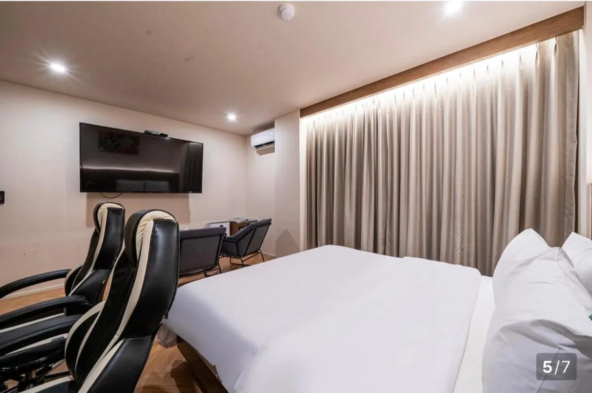 Bed in Hotel Laglas Asan