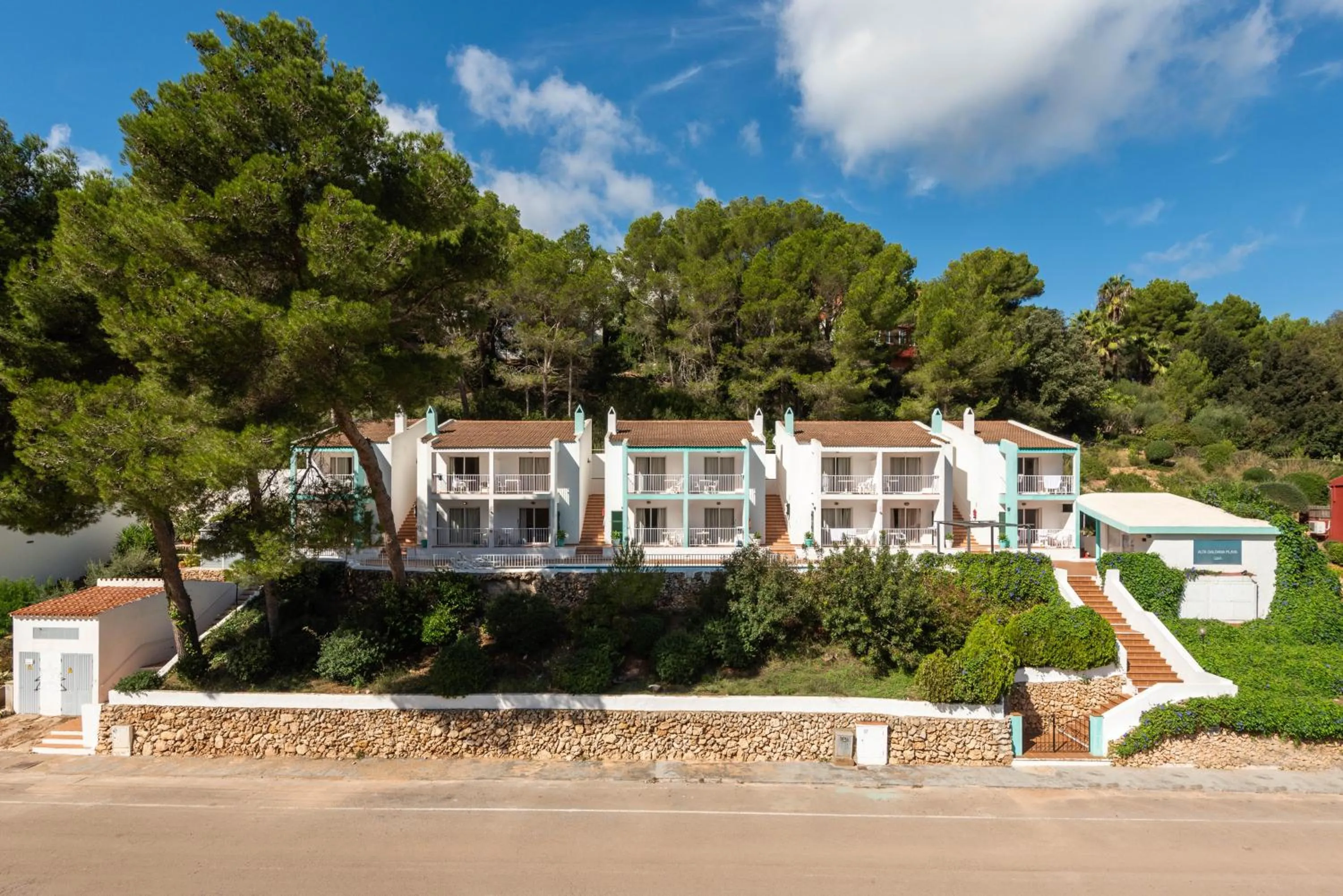 Apartamentos alta galdana playa