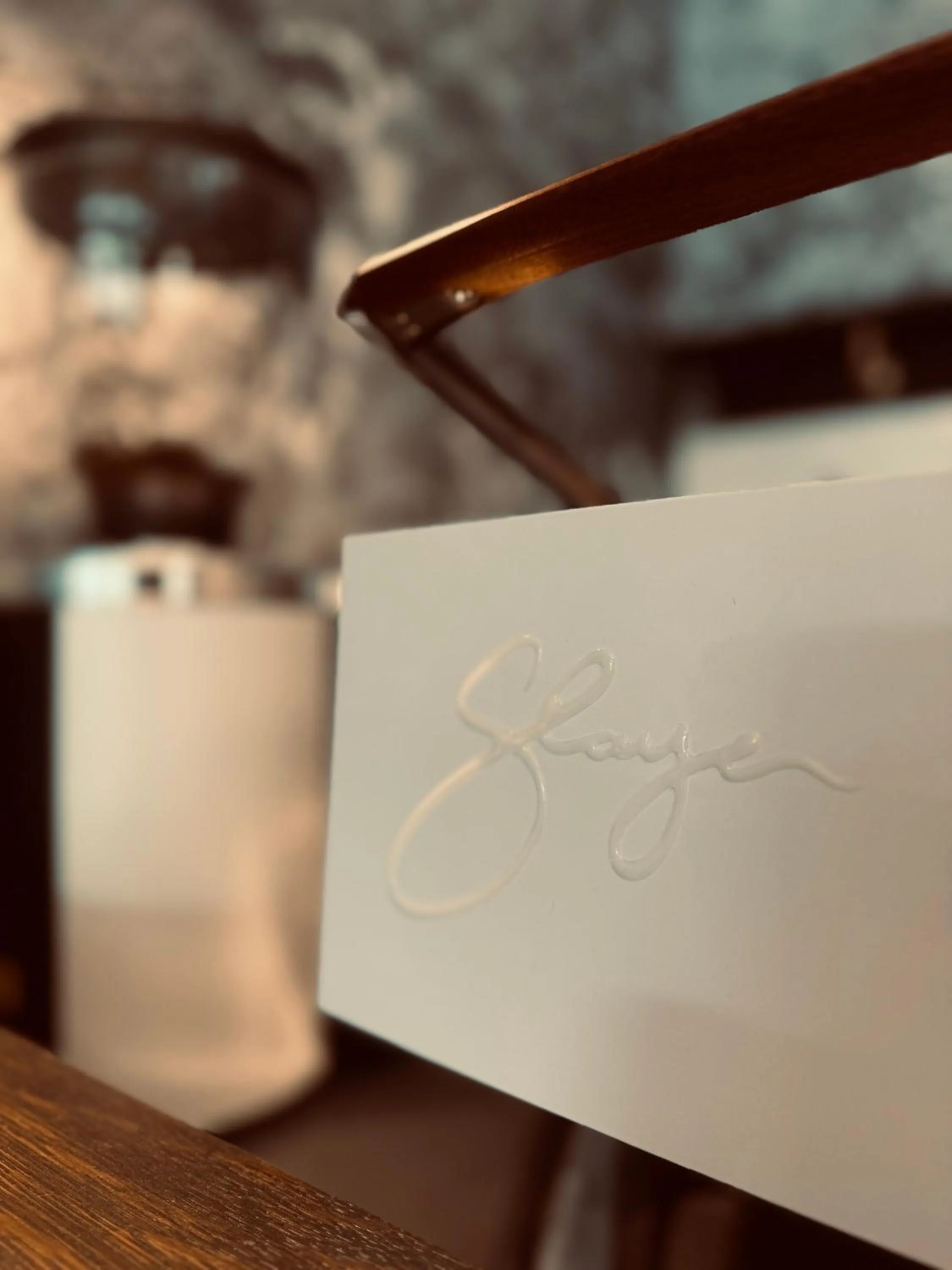 Restaurant/places to eat in Hotel Hardware