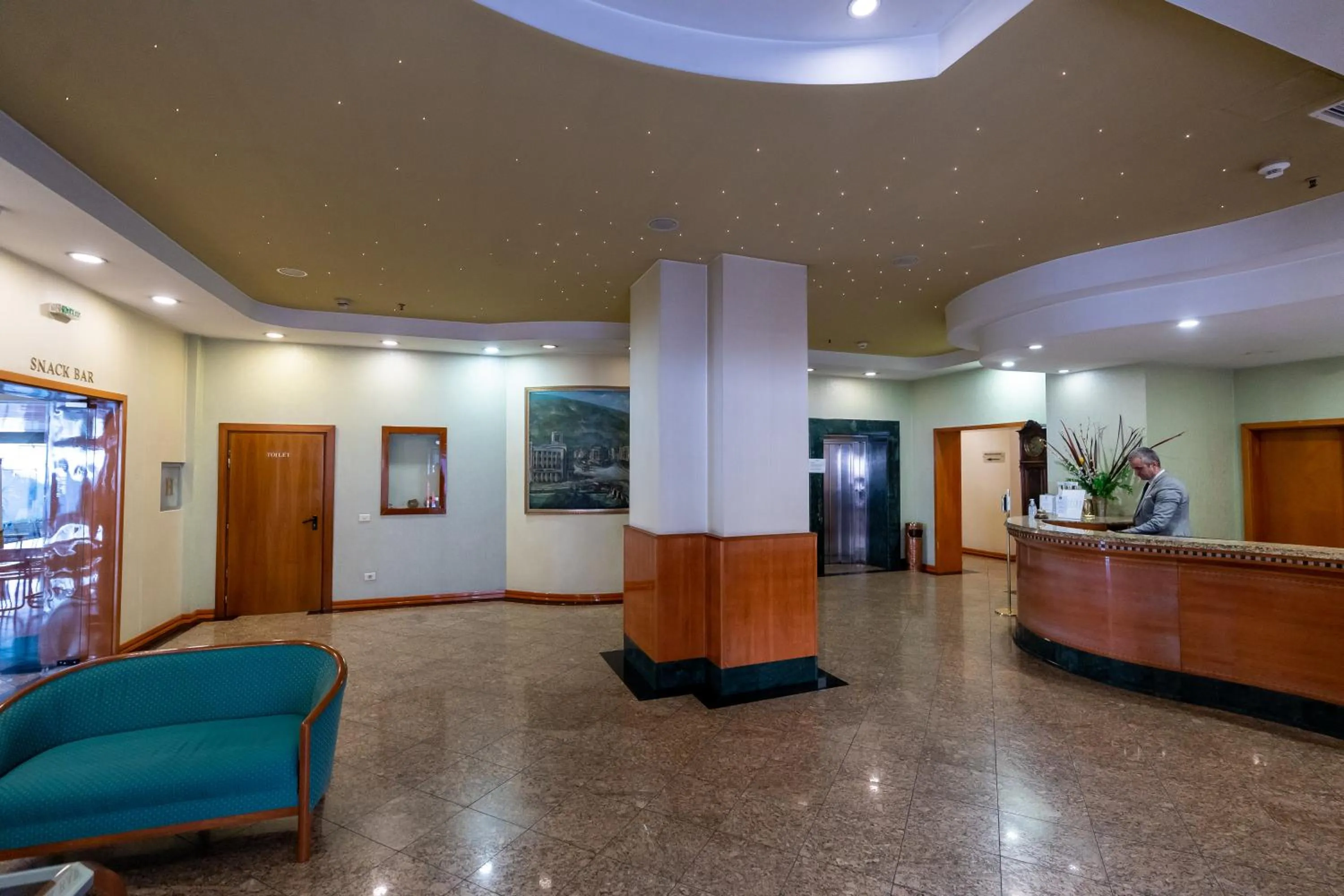 Lobby or reception in Hotel Turist - City Center
