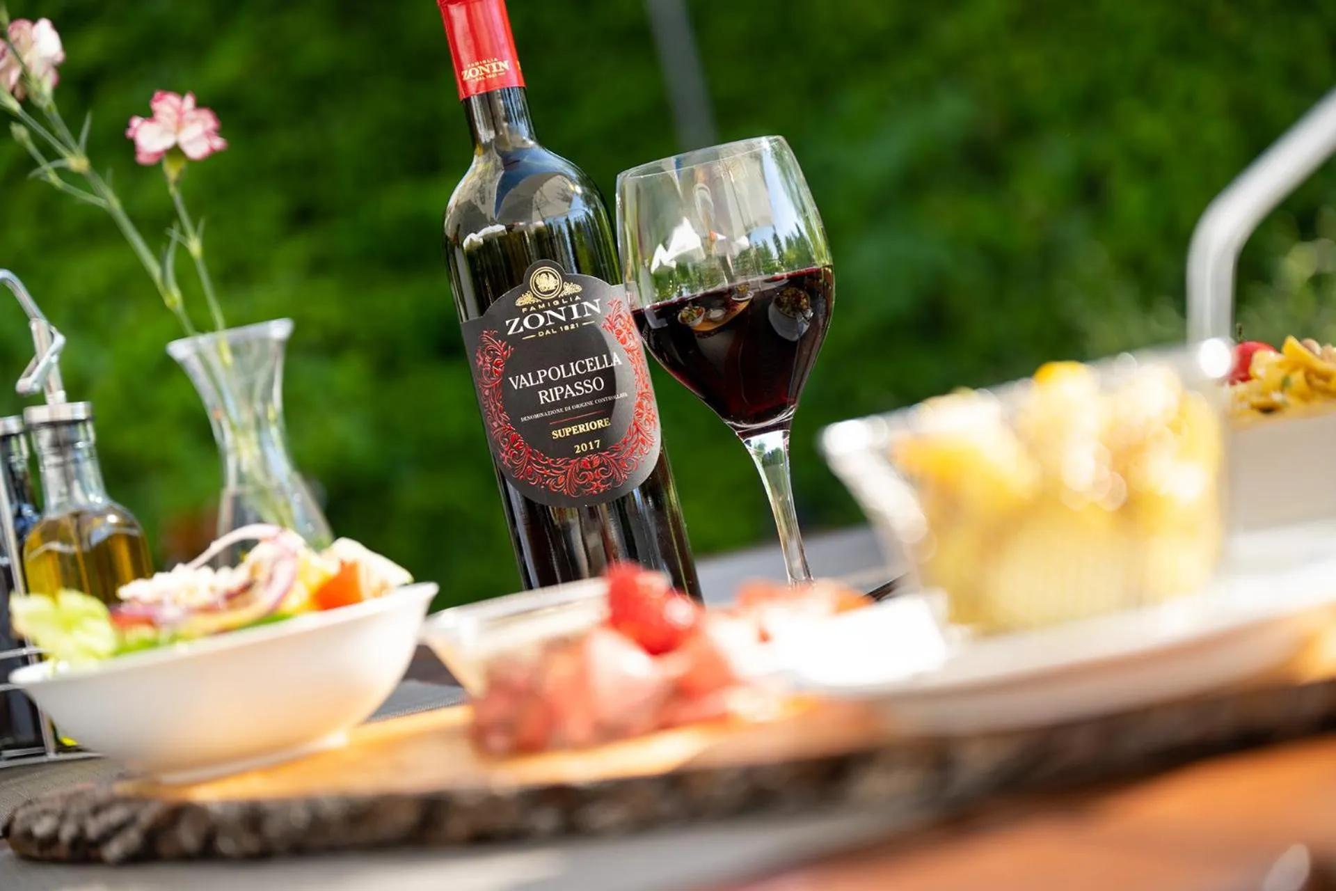 Food and drinks in Hotel Olympia Schießanlage